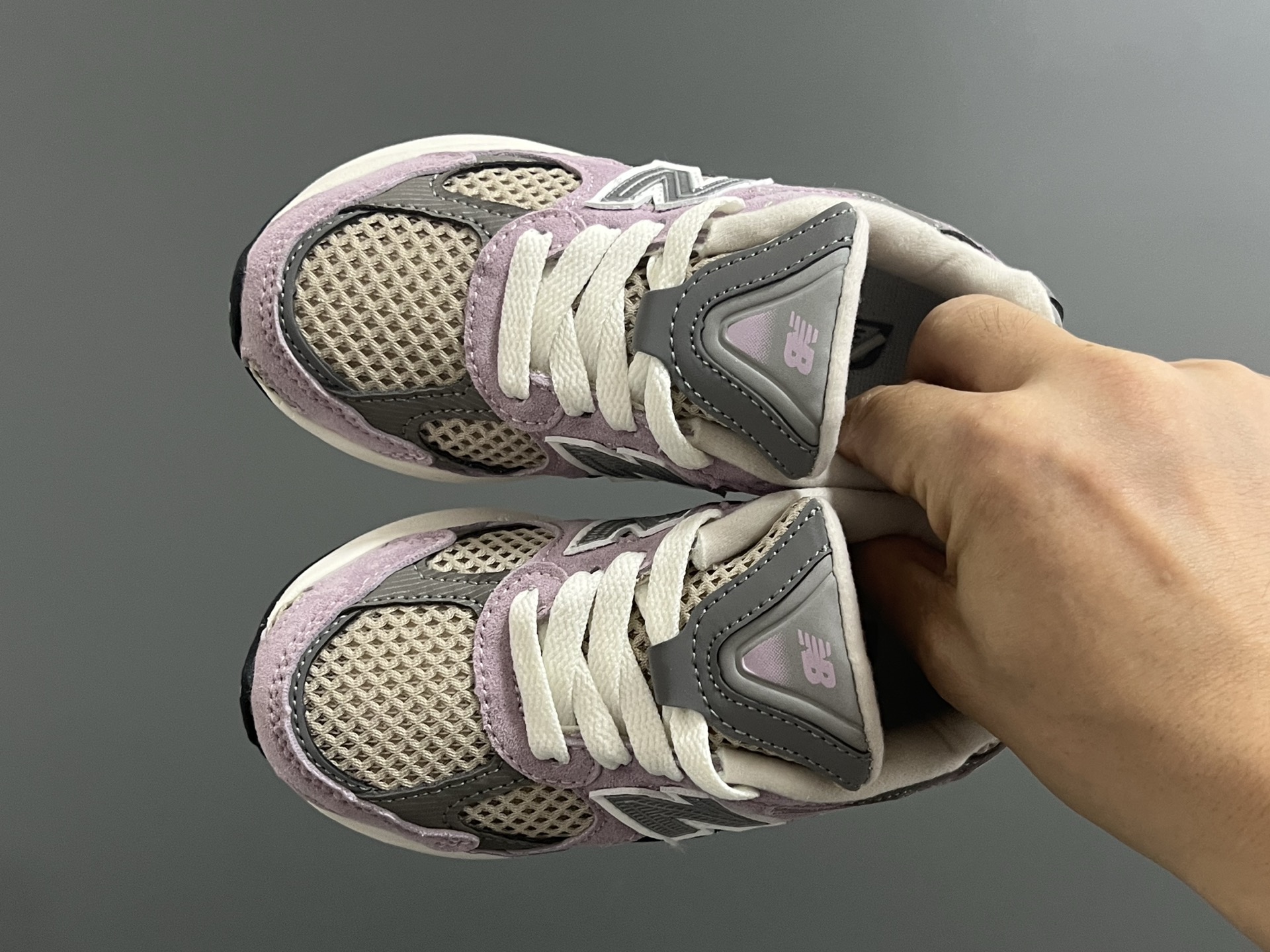 NB 2010网面鞋带款儿童老爹鞋24-36码 经典NB2010款式🆕 网面设计，透气舒适不闷脚☁️ 老爹款式，百搭又时髦✨-选品中心