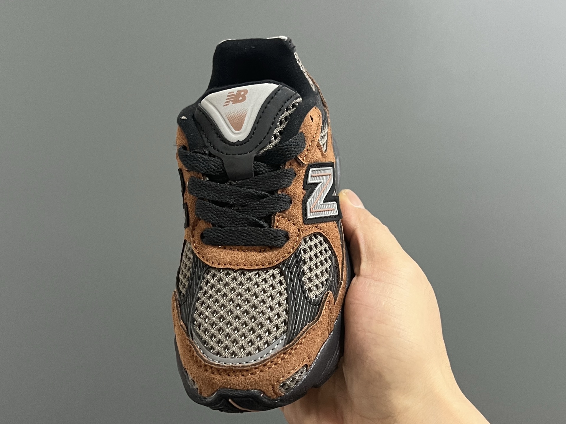 图片[3]-牛B新款2010网面鞋带款儿童老爹鞋 尺码：24-36码 经典NB2010款式🆕 网面设计，透气舒适不闷脚☁️ 老爹款式，百搭又时髦✨-选品中心