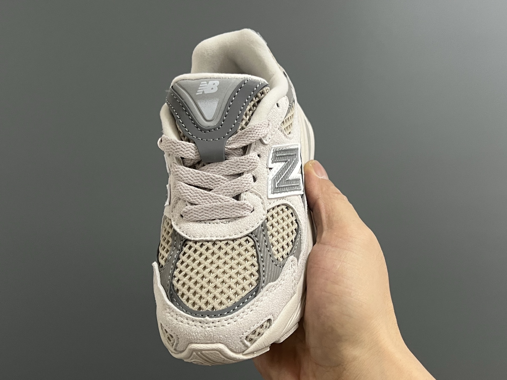 图片[3]-牛B新款2010网面鞋带款儿童老爹鞋 尺码：24-36码 经典NB2010款式🆕 网面设计，透气舒适不闷脚☁️ 老爹款式，百搭又时髦✨-选品中心