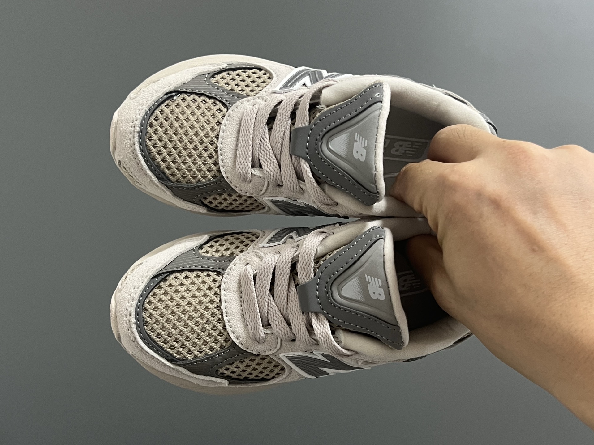 牛B新款2010网面鞋带款儿童老爹鞋 尺码：24-36码 经典NB2010款式🆕 网面设计，透气舒适不闷脚☁️ 老爹款式，百搭又时髦✨-选品中心