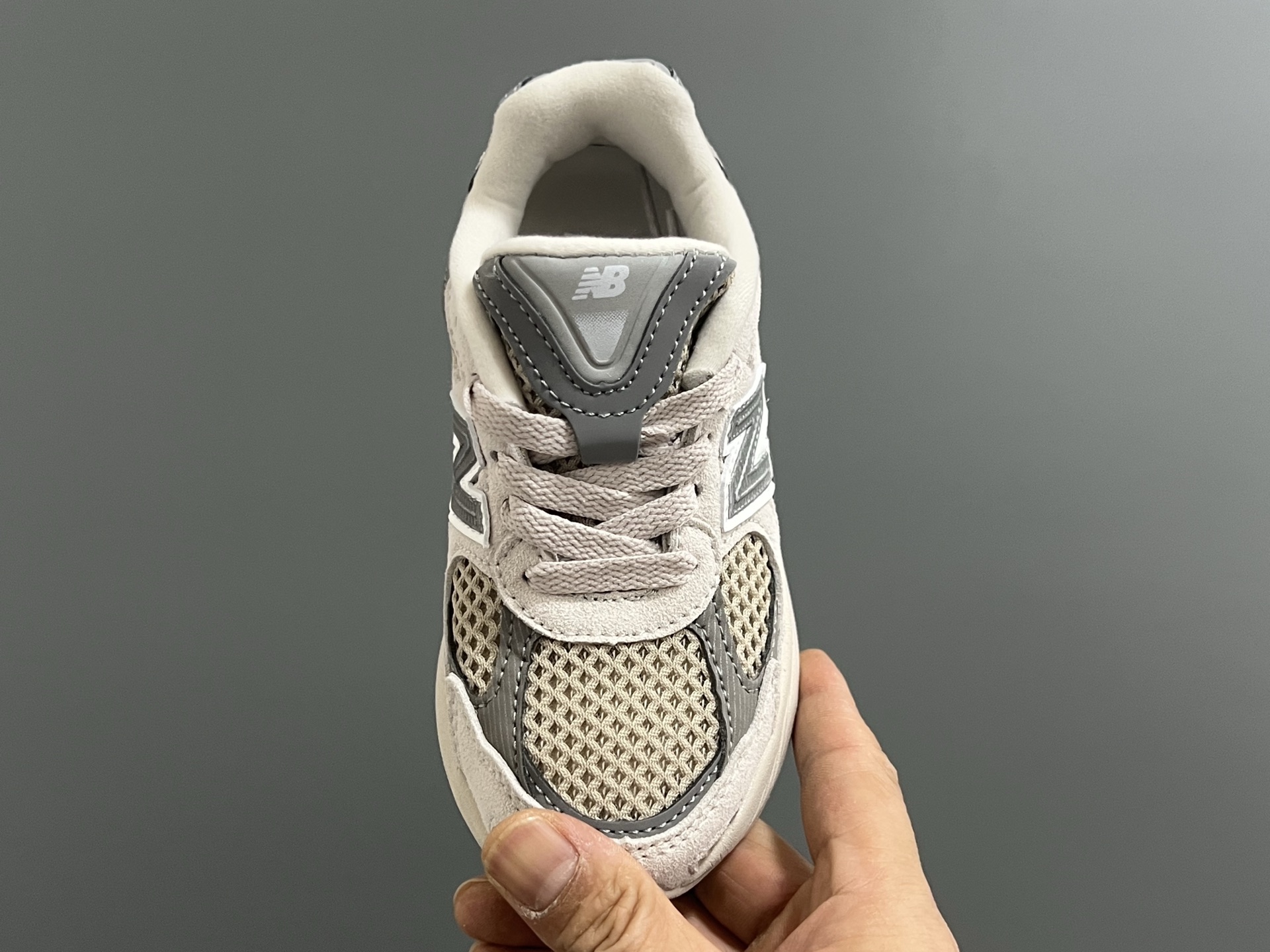 图片[8]-牛B新款2010网面鞋带款儿童老爹鞋 尺码：24-36码 经典NB2010款式🆕 网面设计，透气舒适不闷脚☁️ 老爹款式，百搭又时髦✨-选品中心