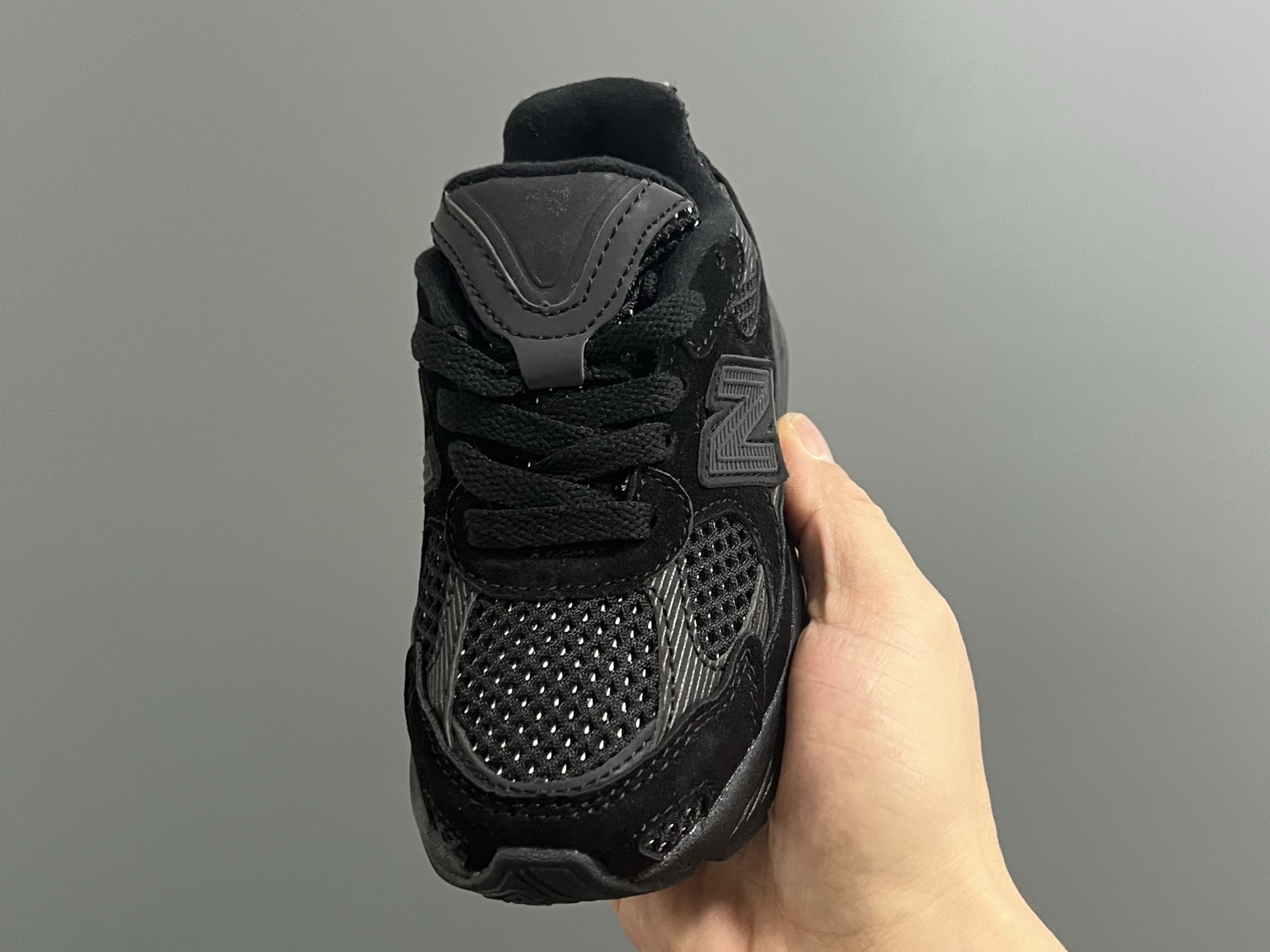 图片[3]-牛B新款2010网面鞋带款儿童老爹鞋 尺码：24-36码 经典NB2010款式🆕 网面设计，透气舒适不闷脚☁️ 老爹款式，百搭又时髦✨-选品中心