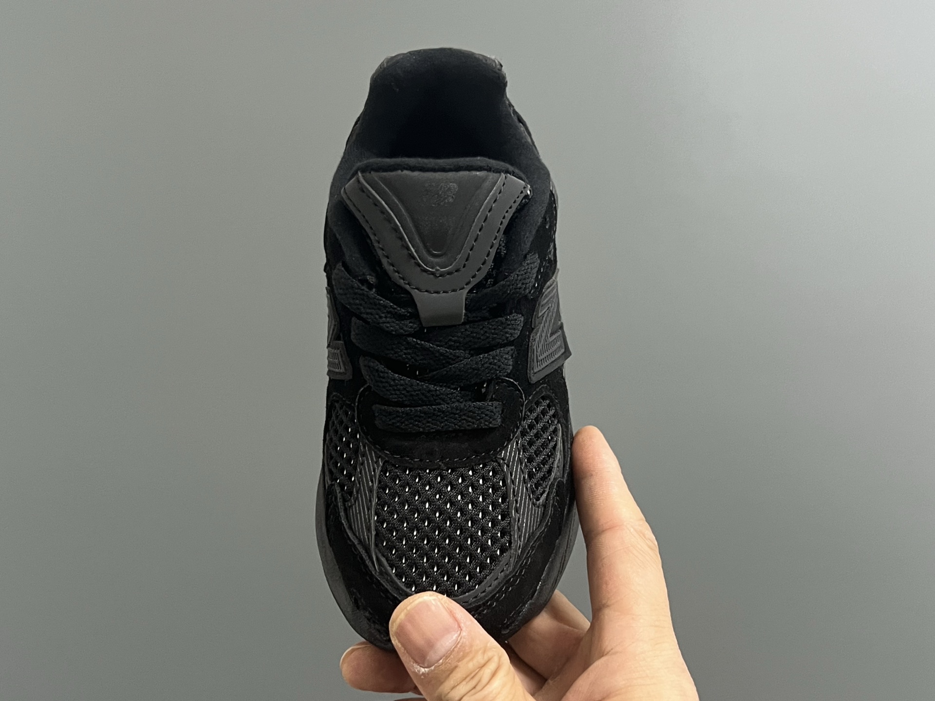 图片[8]-牛B新款2010网面鞋带款儿童老爹鞋 尺码：24-36码 经典NB2010款式🆕 网面设计，透气舒适不闷脚☁️ 老爹款式，百搭又时髦✨-选品中心