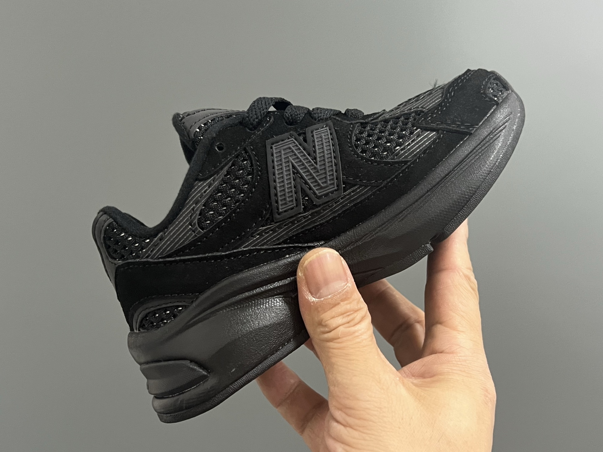 图片[6]-牛B新款2010网面鞋带款儿童老爹鞋 尺码：24-36码 经典NB2010款式🆕 网面设计，透气舒适不闷脚☁️ 老爹款式，百搭又时髦✨-选品中心