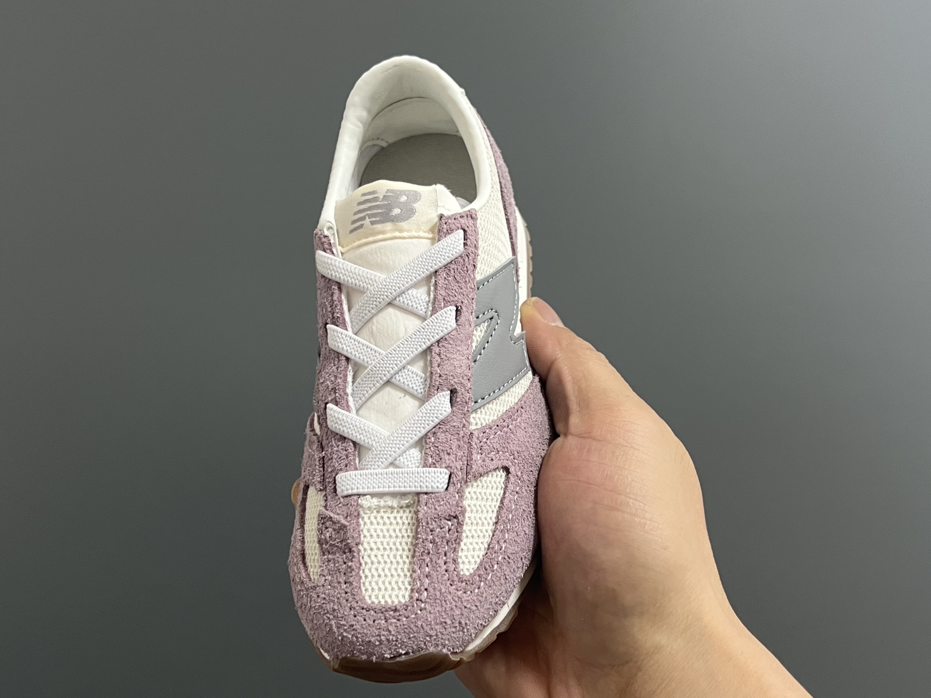 图片[3]-牛B新款471大小童亲子运动鞋 尺码：26-37码 经典NB471运动款🆕 小童松紧扣，大童鞋带扣设计⚠️ 优质麂皮拼接，质感满分💯 耐磨防滑大底，满足日常运动✔️-选品中心