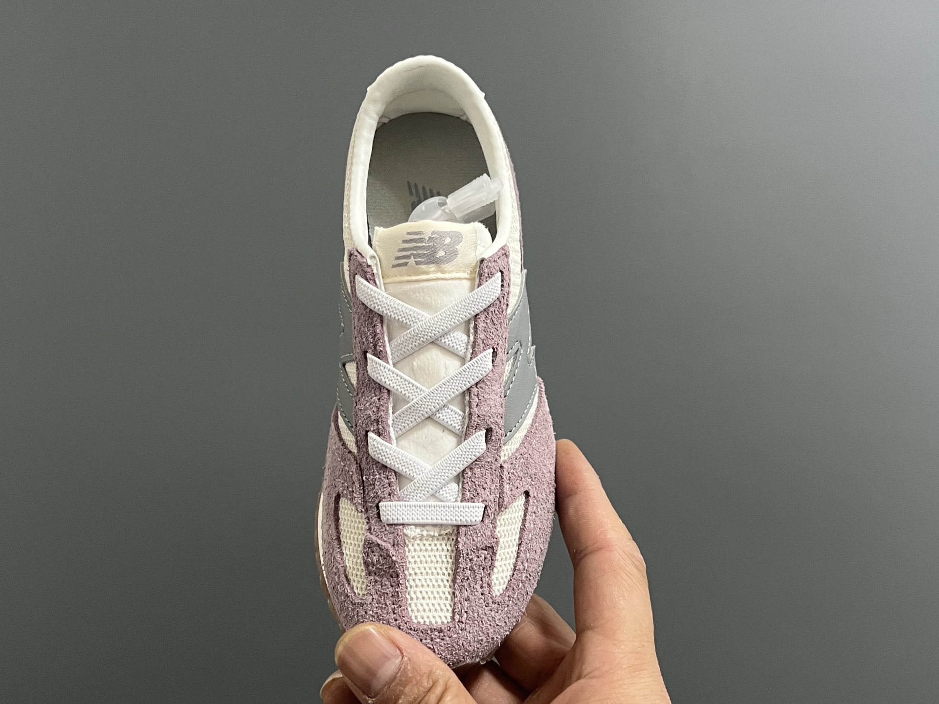 图片[8]-牛B新款471大小童亲子运动鞋 尺码：26-37码 经典NB471运动款🆕 小童松紧扣，大童鞋带扣设计⚠️ 优质麂皮拼接，质感满分💯 耐磨防滑大底，满足日常运动✔️-选品中心