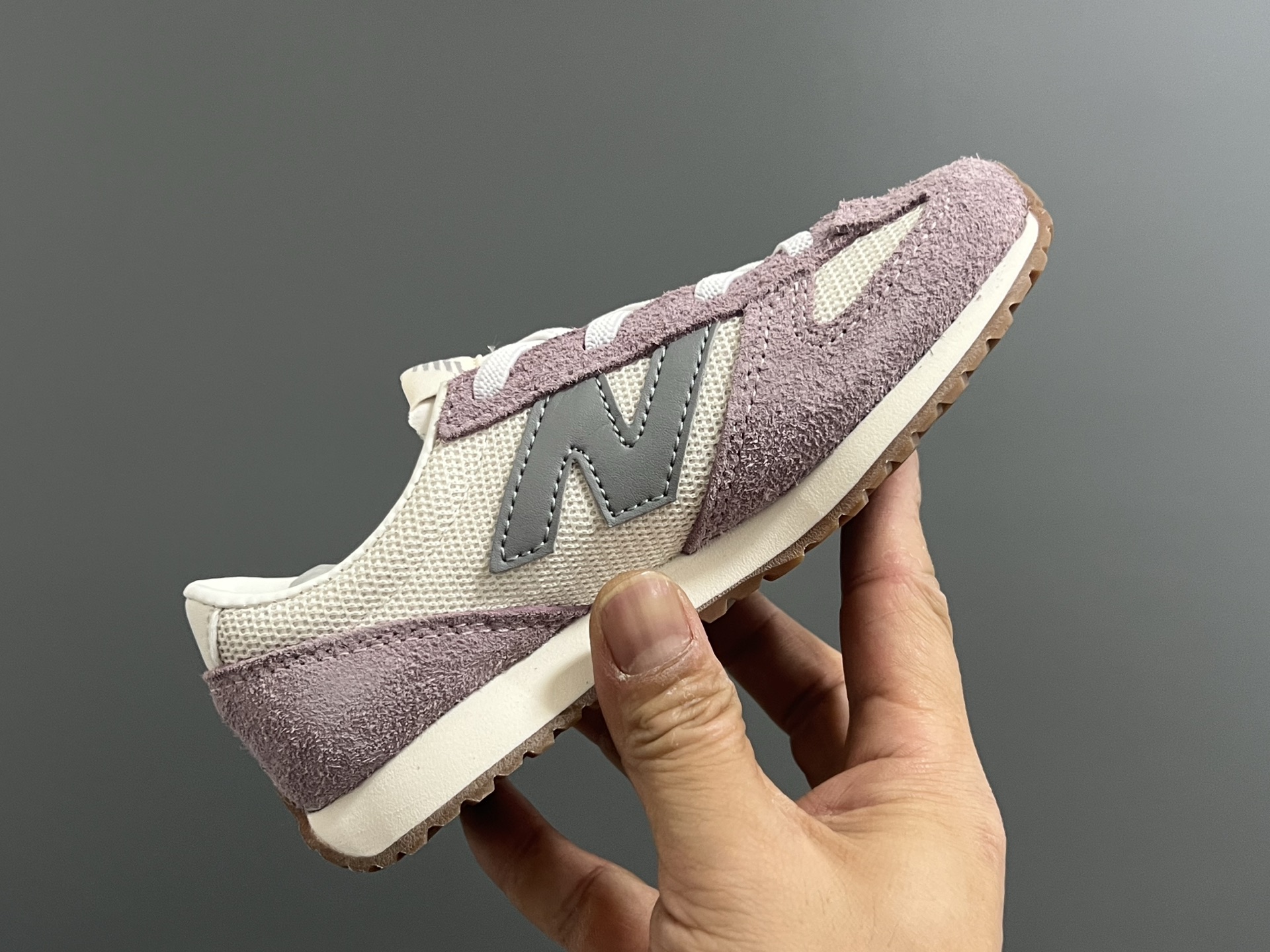 图片[6]-牛B新款471大小童亲子运动鞋 尺码：26-37码 经典NB471运动款🆕 小童松紧扣，大童鞋带扣设计⚠️ 优质麂皮拼接，质感满分💯 耐磨防滑大底，满足日常运动✔️-选品中心