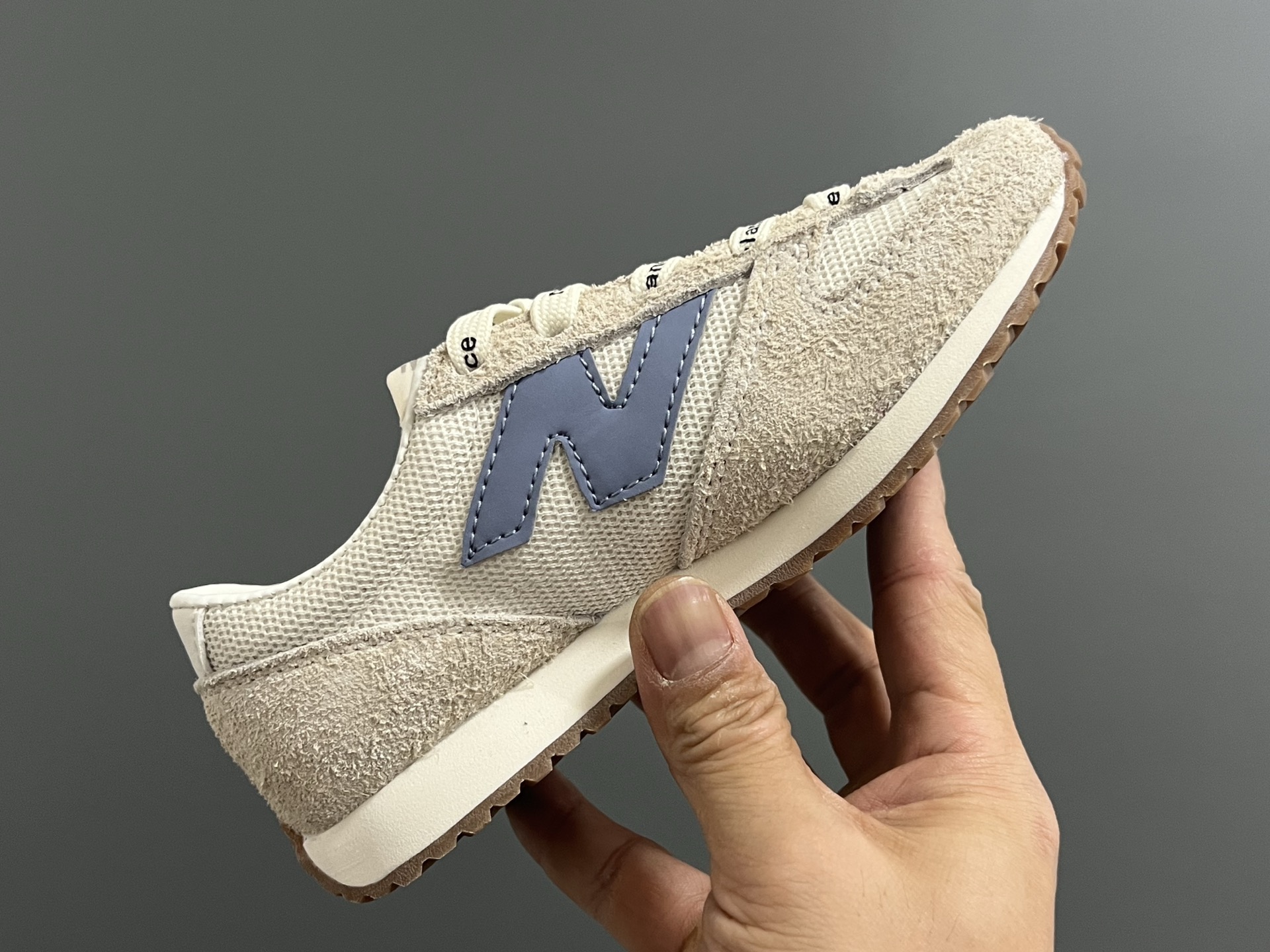 图片[6]-牛B新款471大小童亲子运动鞋 尺码：26-37码 经典NB471运动款🆕 小童松紧扣，大童鞋带扣设计⚠️ 优质麂皮拼接，质感满分💯 耐磨防滑大底，满足日常运动✔️-选品中心