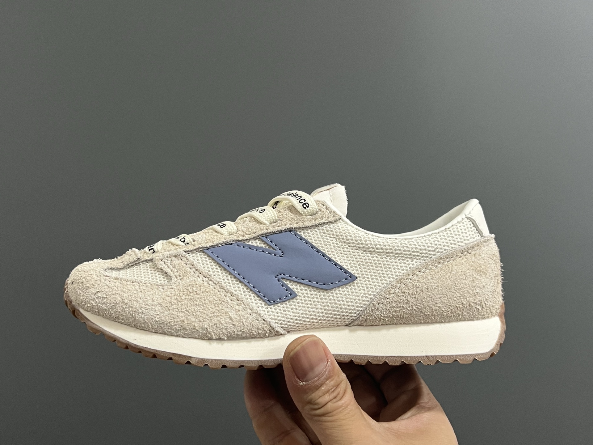 图片[4]-牛B新款471大小童亲子运动鞋 尺码：26-37码 经典NB471运动款🆕 小童松紧扣，大童鞋带扣设计⚠️ 优质麂皮拼接，质感满分💯 耐磨防滑大底，满足日常运动✔️-选品中心