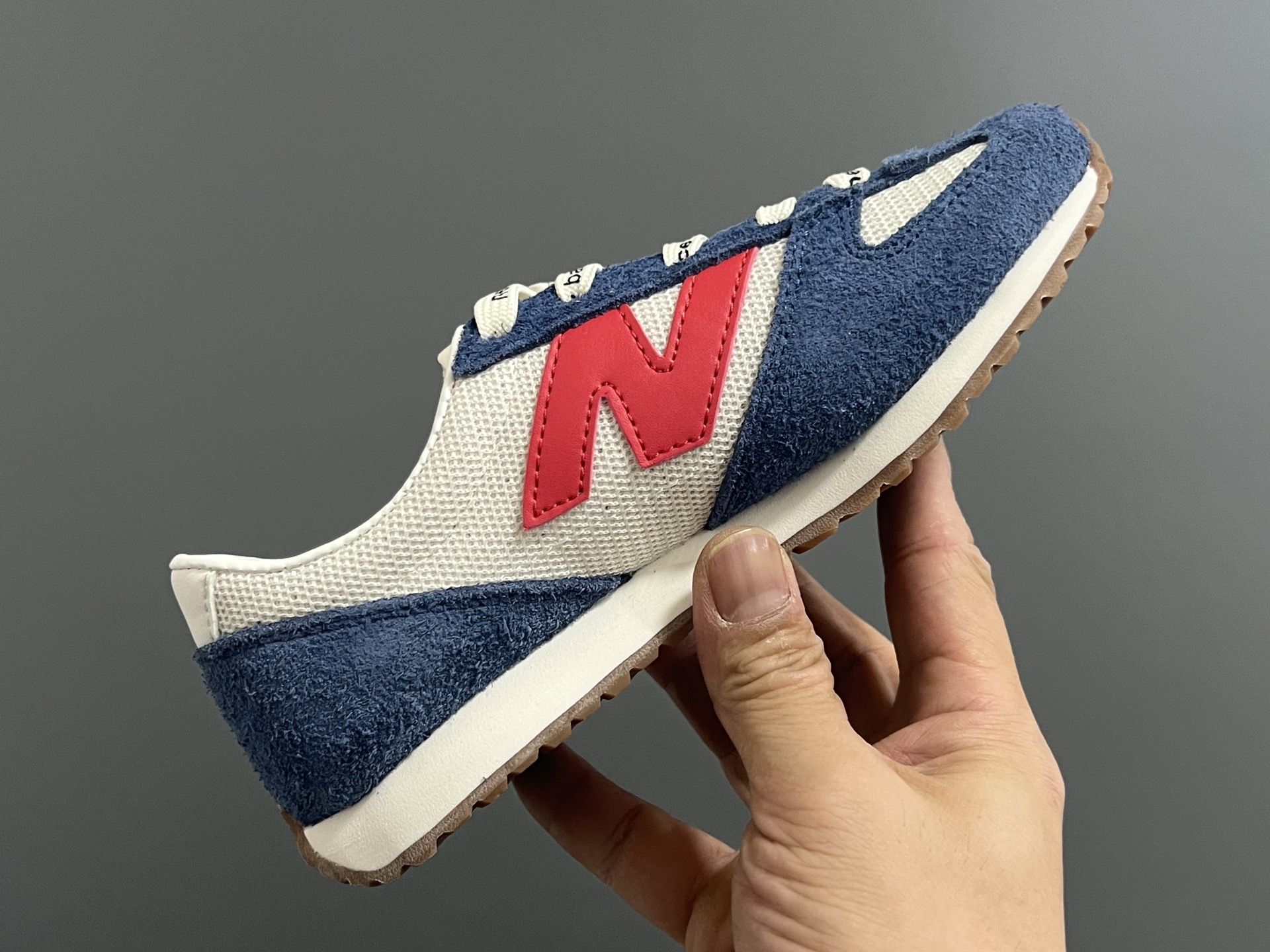 图片[7]-牛B新款471大小童亲子运动鞋 尺码：26-37码 经典NB471运动款🆕 小童松紧扣，大童鞋带扣设计⚠️ 优质麂皮拼接，质感满分💯 耐磨防滑大底，满足日常运动✔️-选品中心