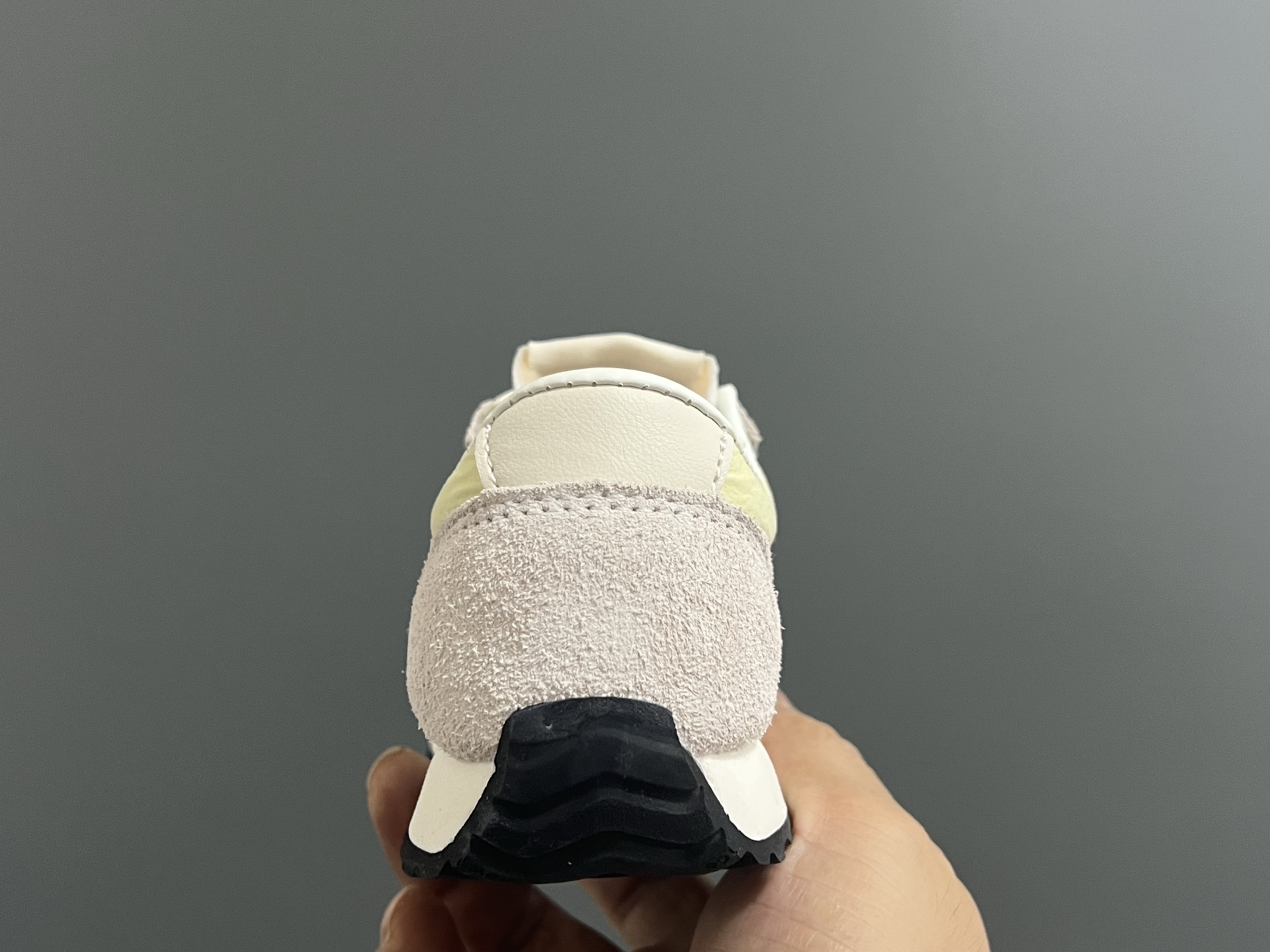 图片[7]-牛B新款471大小童亲子运动鞋 尺码：26-37码 经典NB471运动款🆕 小童松紧扣，大童鞋带扣设计⚠️ 优质麂皮拼接，质感满分💯 耐磨防滑大底，满足日常运动✔️-选品中心