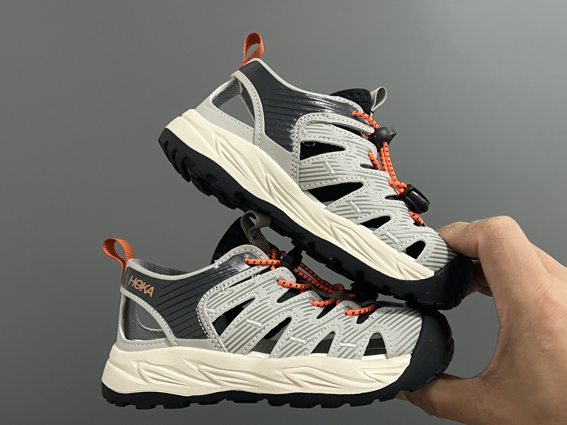 图片[9]-HOKA2代松紧扣溯溪户外儿童凉鞋26-37码 经典HOKA户外溯溪系列🔥 松紧扣设计，穿脱方便✌🏻 橡胶耐磨防滑大底，脚感超赞👍🏻-选品中心