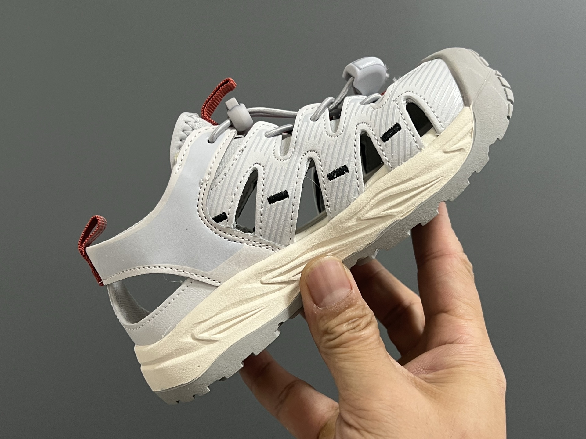 图片[7]-HOKA2代松紧扣溯溪户外儿童凉鞋26-37码 经典HOKA户外溯溪系列🔥 松紧扣设计，穿脱方便✌🏻 橡胶耐磨防滑大底，脚感超赞👍🏻-选品中心