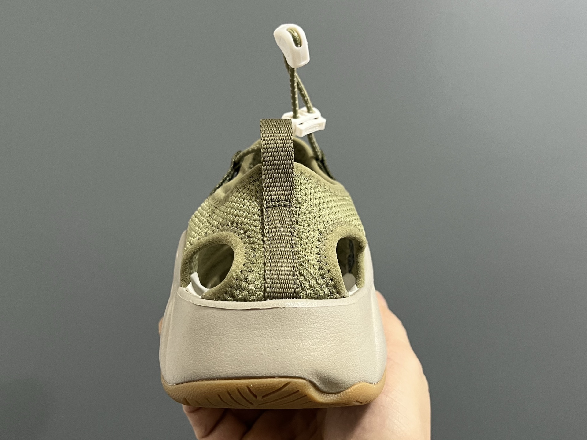 图片[6]-KEEN新款HYPERPORT H2高速2代户外溯溪情侣凉鞋 超赞的KEEN潮牌系列🆕 户外也可以穿的溯溪凉鞋🧗 镂空设计，透气又舒适☁️ 耐磨防滑大底，脚感超赞👍🏻 尺码：36 37 38 39 40 41 42 43 44 45（粉色36-40）-选品中心