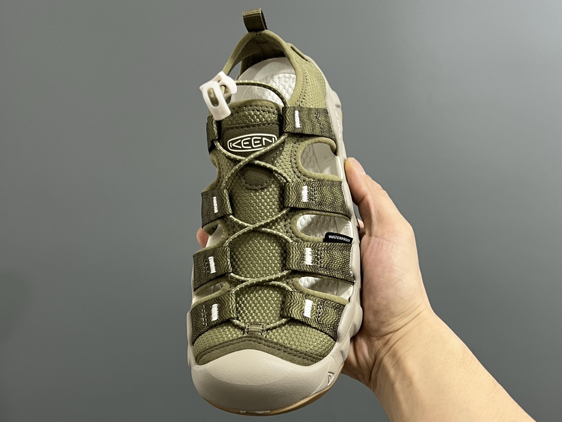 KEEN新款HYPERPORT H2高速2代户外溯溪情侣凉鞋 超赞的KEEN潮牌系列🆕 户外也可以穿的溯溪凉鞋🧗 镂空设计，透气又舒适☁️ 耐磨防滑大底，脚感超赞👍🏻 尺码：36 37 38 39 40 41 42 43 44 45（粉色36-40）-选品中心