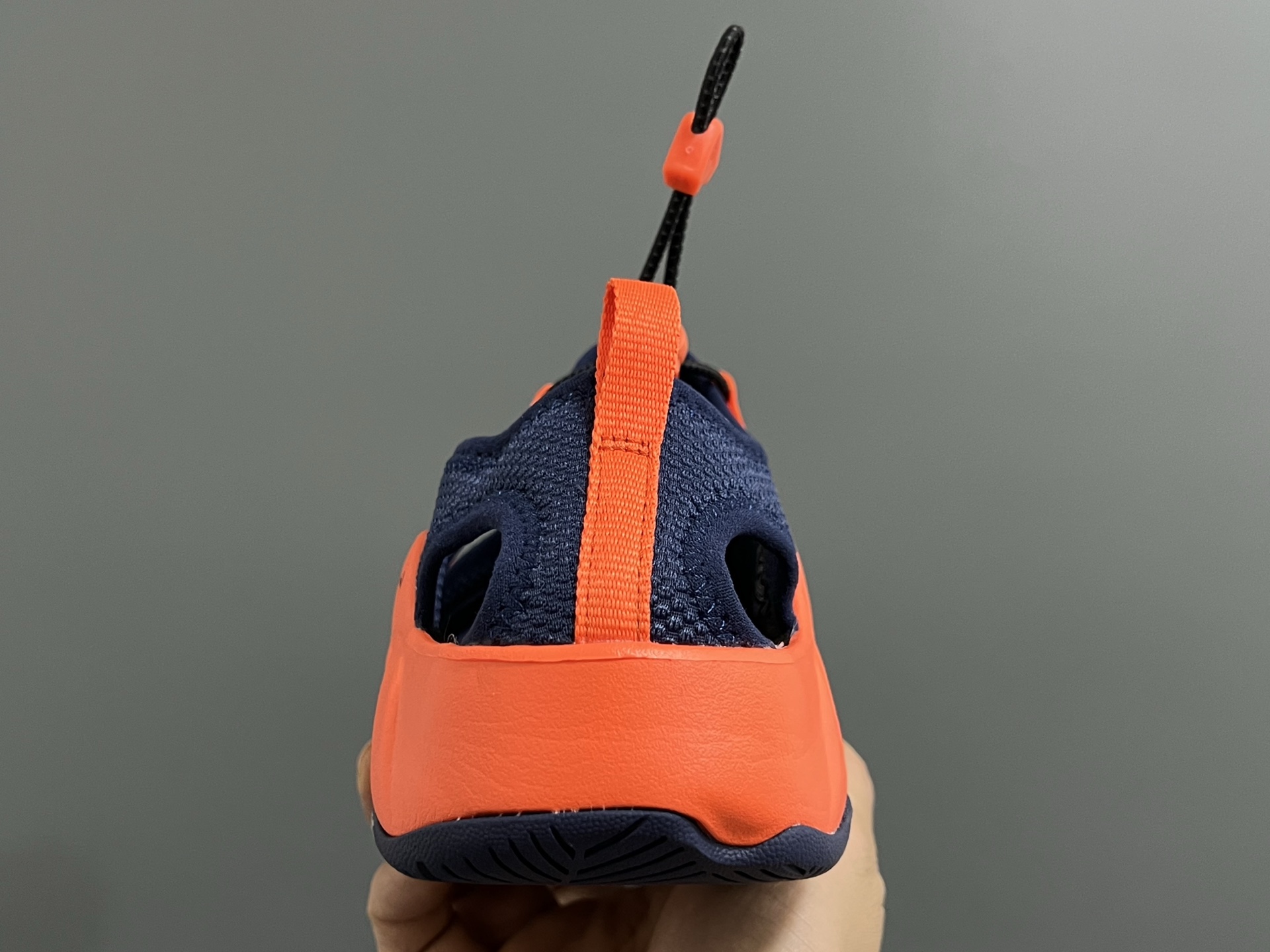 图片[5]-KEEN新款HYPERPORT H2高速2代户外溯溪情侣凉鞋 超赞的KEEN潮牌系列🆕 户外也可以穿的溯溪凉鞋🧗 镂空设计，透气又舒适☁️ 耐磨防滑大底，脚感超赞👍🏻 尺码：36 37 38 39 40 41 42 43 44 45（粉色36-40）-选品中心