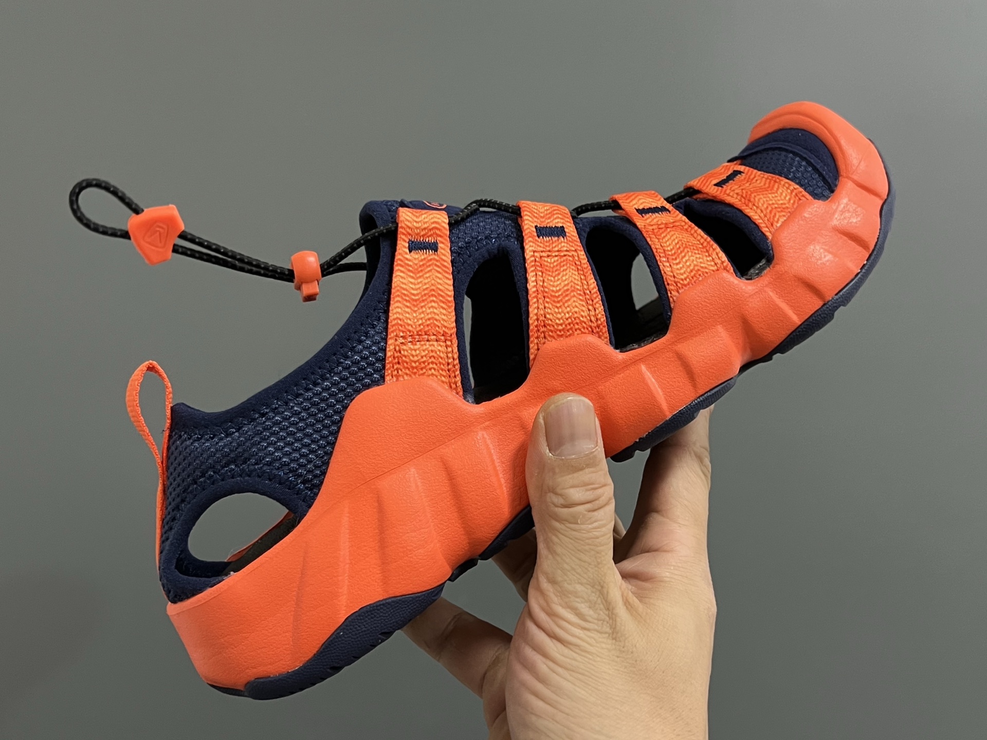 图片[4]-KEEN新款HYPERPORT H2高速2代户外溯溪情侣凉鞋 超赞的KEEN潮牌系列🆕 户外也可以穿的溯溪凉鞋🧗 镂空设计，透气又舒适☁️ 耐磨防滑大底，脚感超赞👍🏻 尺码：36 37 38 39 40 41 42 43 44 45（粉色36-40）-选品中心