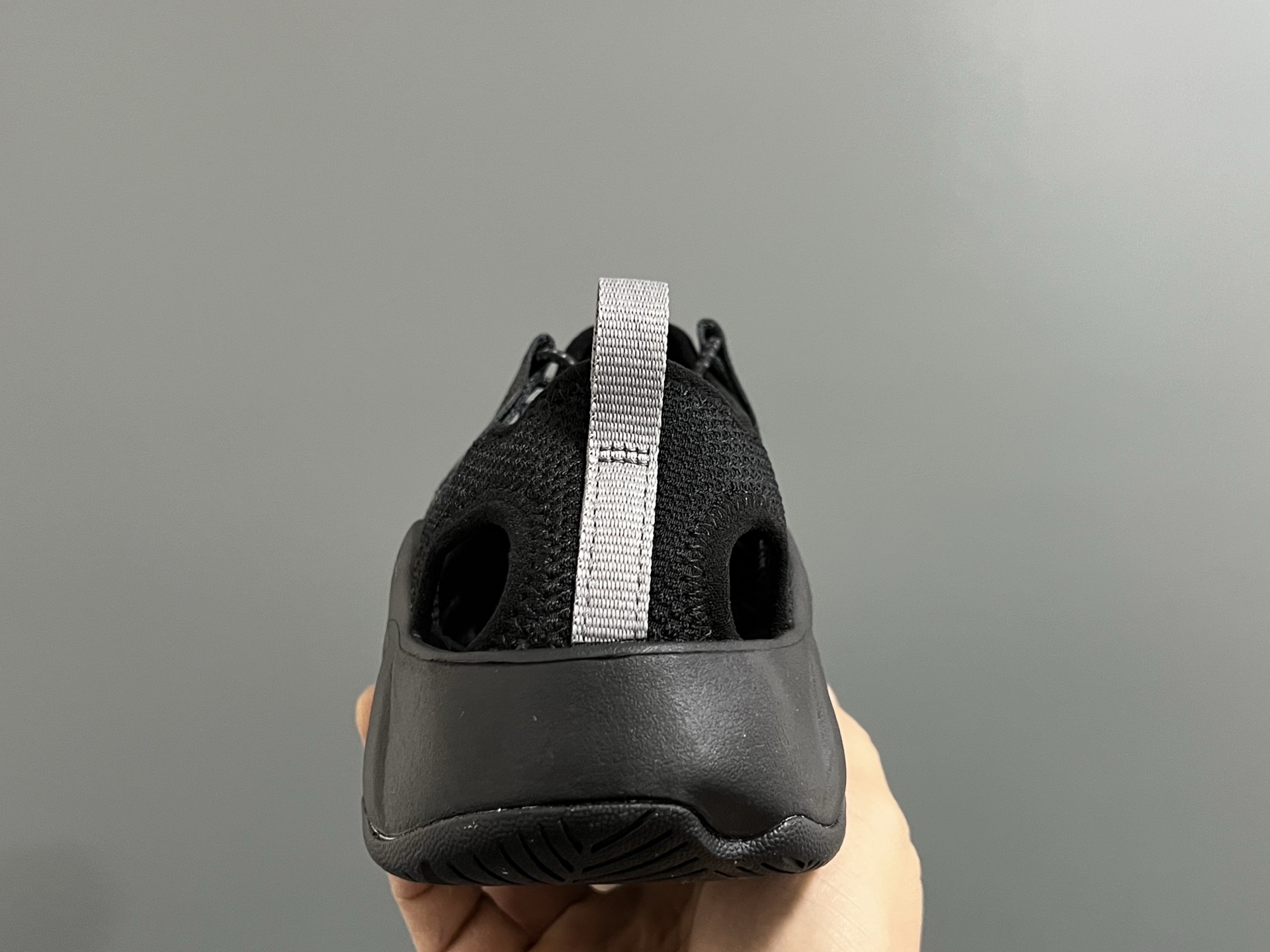 图片[5]-KEEN新款HYPERPORT H2高速2代户外溯溪情侣凉鞋 超赞的KEEN潮牌系列🆕 户外也可以穿的溯溪凉鞋🧗 镂空设计，透气又舒适☁️ 耐磨防滑大底，脚感超赞👍🏻 尺码：36 37 38 39 40 41 42 43 44 45（粉色36-40）-选品中心