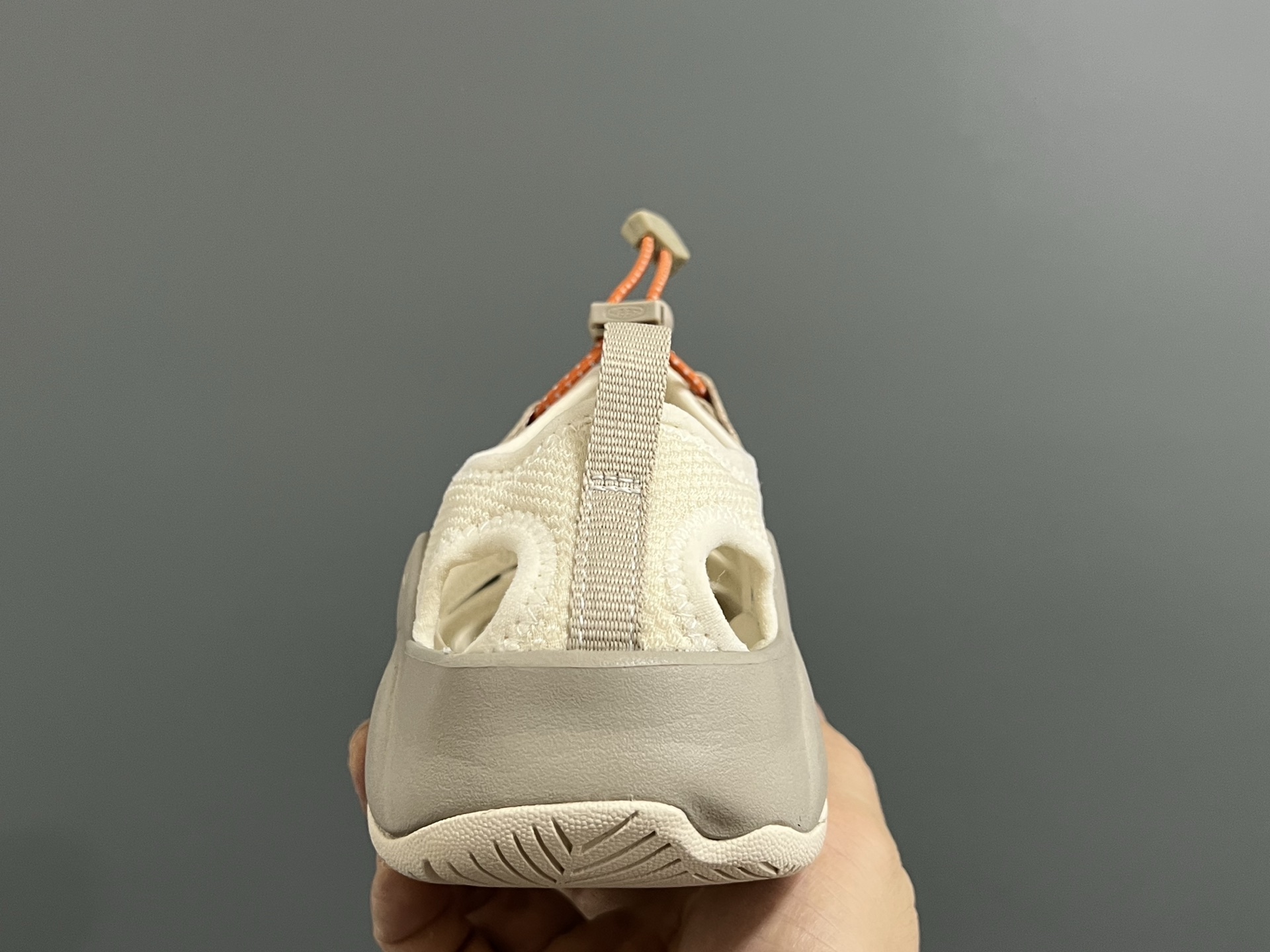 图片[8]-KEEN新款HYPERPORT H2高速2代户外溯溪情侣凉鞋 超赞的KEEN潮牌系列🆕 户外也可以穿的溯溪凉鞋🧗 镂空设计，透气又舒适☁️ 耐磨防滑大底，脚感超赞👍🏻 尺码：36 37 38 39 40 41 42 43 44 45（粉色36-40）-选品中心