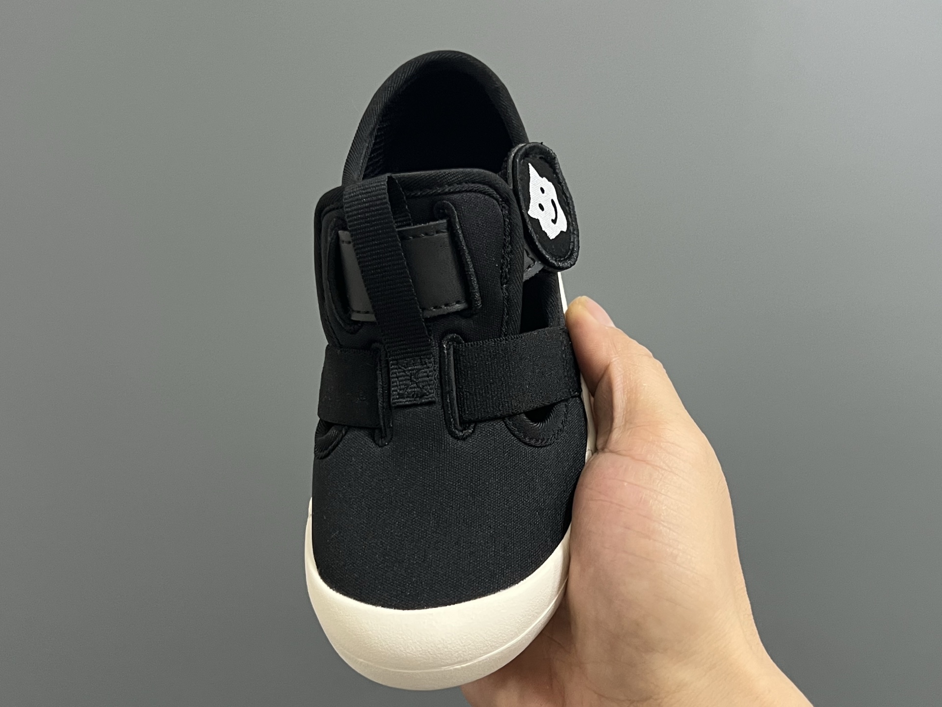 图片[3]-亚瑟士鬼冢虎MEXICO 66软底儿童魔术贴凉鞋 尺码：22-35码 超卡哇伊的鬼冢虎系列🆕 魔术贴加镂空设计，穿脱方便✌🏻 超软原装橡胶耐磨防滑大底，脚感不言而喻☁️-选品中心