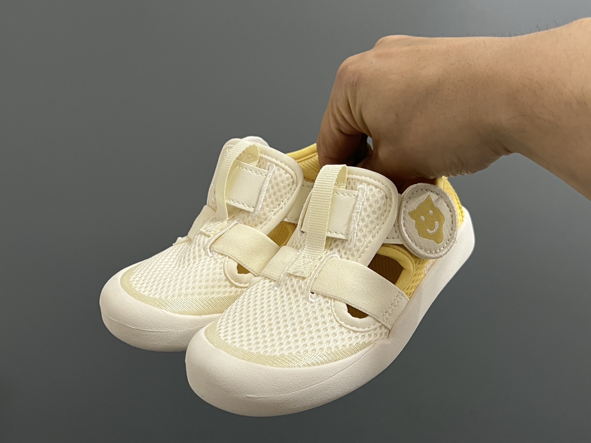 图片[2]-亚瑟士鬼冢虎MEXICO 66软底儿童魔术贴凉鞋 尺码：22-35码 超卡哇伊的鬼冢虎系列🆕 魔术贴加镂空设计，穿脱方便✌🏻 超软原装橡胶耐磨防滑大底，脚感不言而喻☁️-选品中心