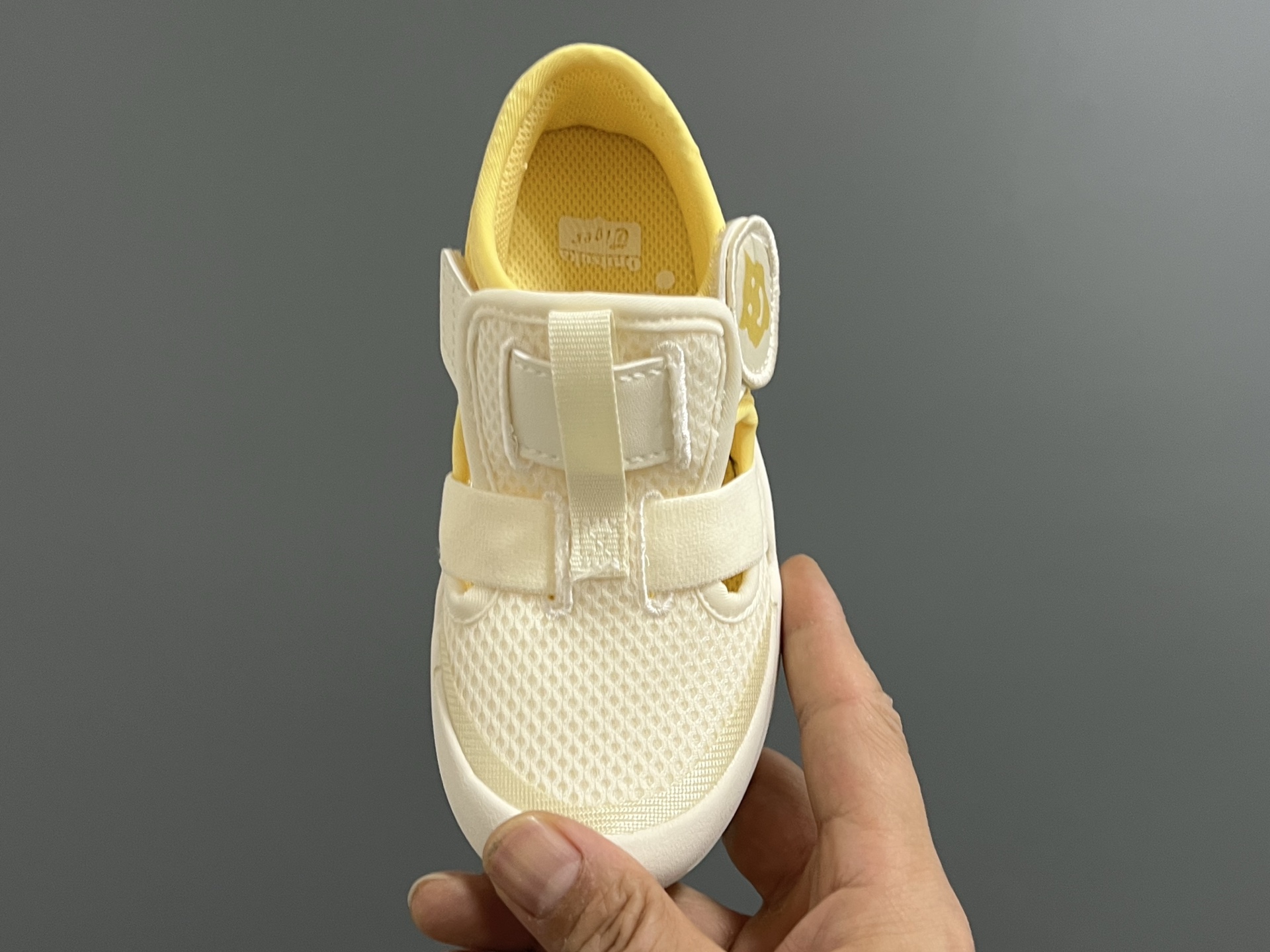 图片[8]-亚瑟士鬼冢虎MEXICO 66软底儿童魔术贴凉鞋 尺码：22-35码 超卡哇伊的鬼冢虎系列🆕 魔术贴加镂空设计，穿脱方便✌🏻 超软原装橡胶耐磨防滑大底，脚感不言而喻☁️-选品中心