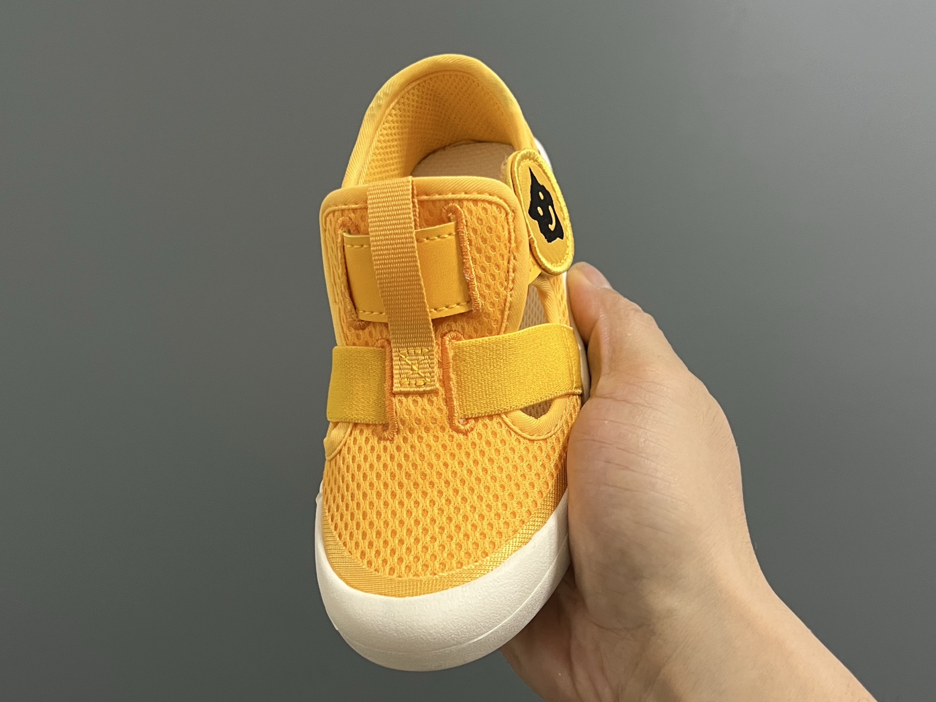 图片[3]-亚瑟士鬼冢虎MEXICO 66软底儿童魔术贴凉鞋 尺码：22-35码 超卡哇伊的鬼冢虎系列🆕 魔术贴加镂空设计，穿脱方便✌🏻 超软原装橡胶耐磨防滑大底，脚感不言而喻☁️-选品中心