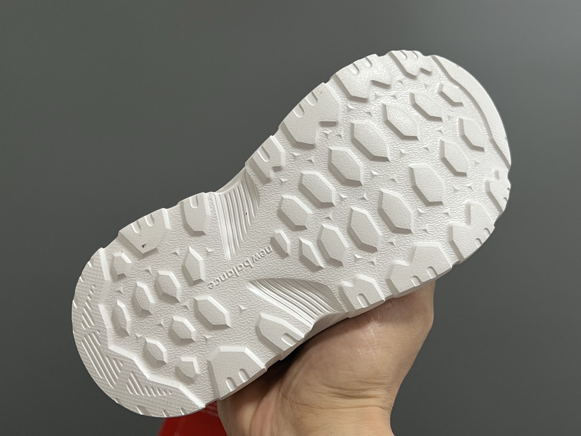 图片[5]-牛B新款 K2202儿童魔术贴凉鞋 尺码：22-37码 韩范儿的K2202玛丽珍凉鞋🔥 镂空魔术贴设计，透气舒适☁️ 耐磨防滑大底，脚感超舒适✔️ 上脚敲可爱😍-选品中心