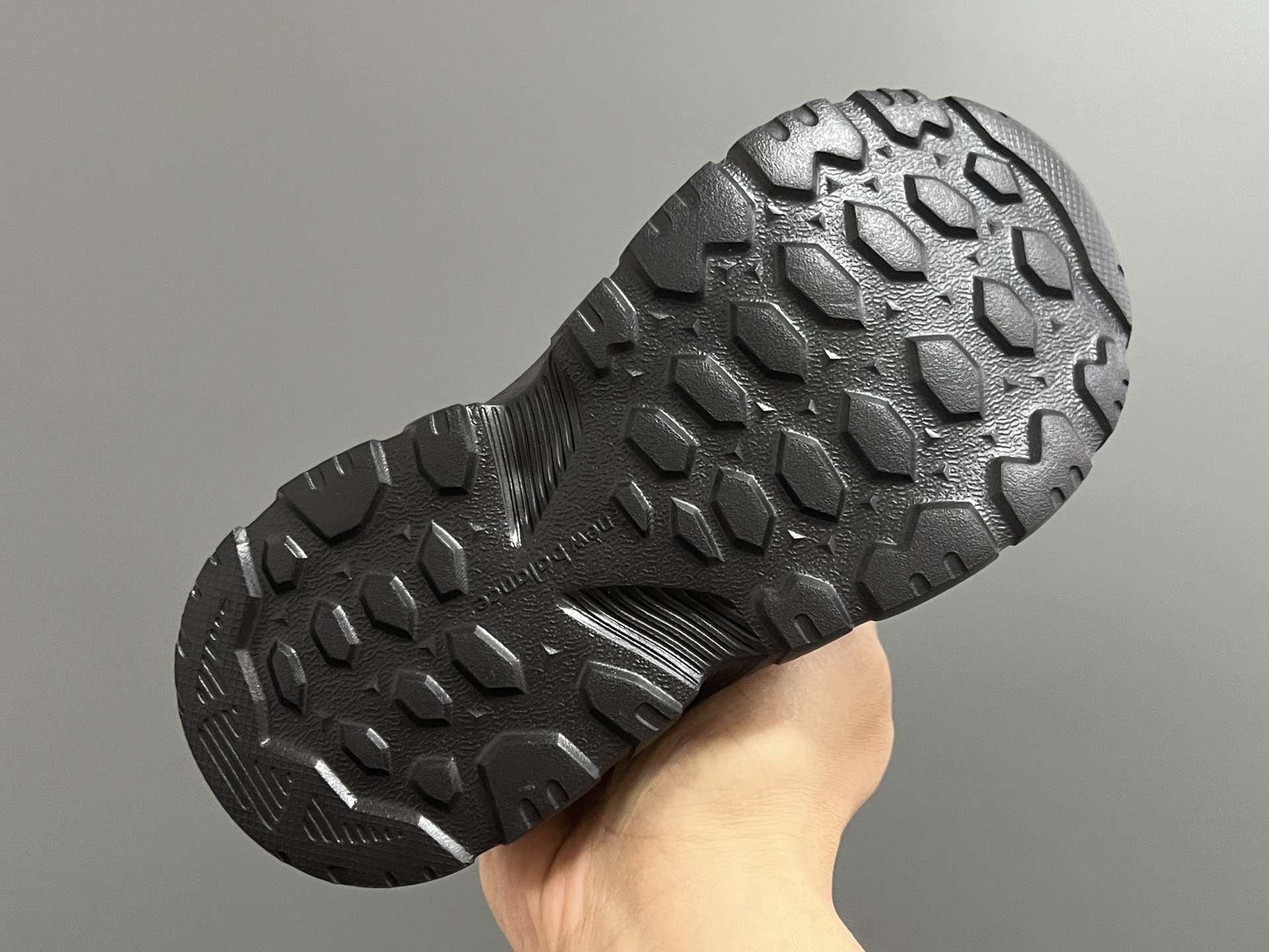 图片[5]-牛B新款 K2202儿童魔术贴凉鞋 尺码：22-37码 韩范儿的K2202玛丽珍凉鞋🔥 镂空魔术贴设计，透气舒适☁️ 耐磨防滑大底，脚感超舒适✔️ 上脚敲可爱😍-选品中心