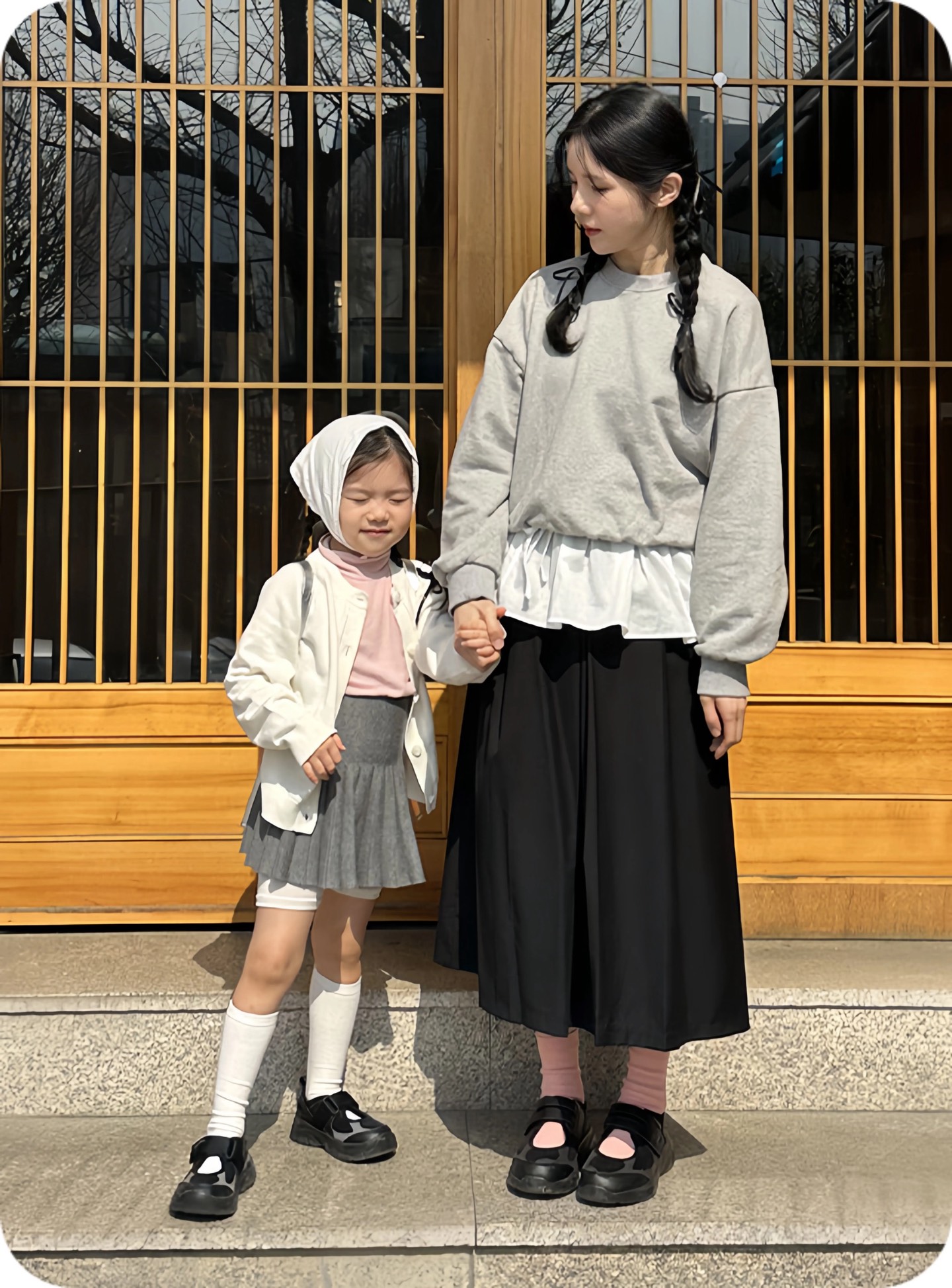 图片[8]-牛B新款 K2202儿童魔术贴凉鞋 尺码：22-37码 韩范儿的K2202玛丽珍凉鞋🔥 镂空魔术贴设计，透气舒适☁️ 耐磨防滑大底，脚感超舒适✔️ 上脚敲可爱😍-选品中心