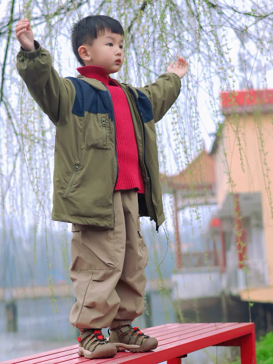 图片[8]-活动价💰 顶配版KEE*潮牌户外儿童涉水溯溪凉鞋 尺码：24-37码 户外大佬—KEE*科恩潮牌⛺️ 优质尼龙材料镂空拼接，透气又舒适☁️ 橡胶耐磨防滑包头大底✅ 应对轻松不管是室内还是户外的各种地形✌🏻 高端客户必入单品❤️-选品中心