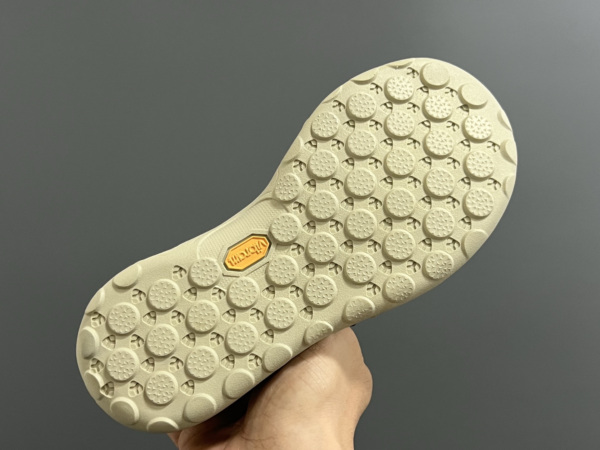 图片[5]-牛B新款MT100赤足网面儿童松紧扣运动鞋 尺码：26-37码 超爱的NB赤足网面系列🆕 松紧扣设计，穿脱超方便✌🏻 橡胶耐磨防滑大底，脚感超赞👍🏻 网面设计透气又舒适☁️-选品中心