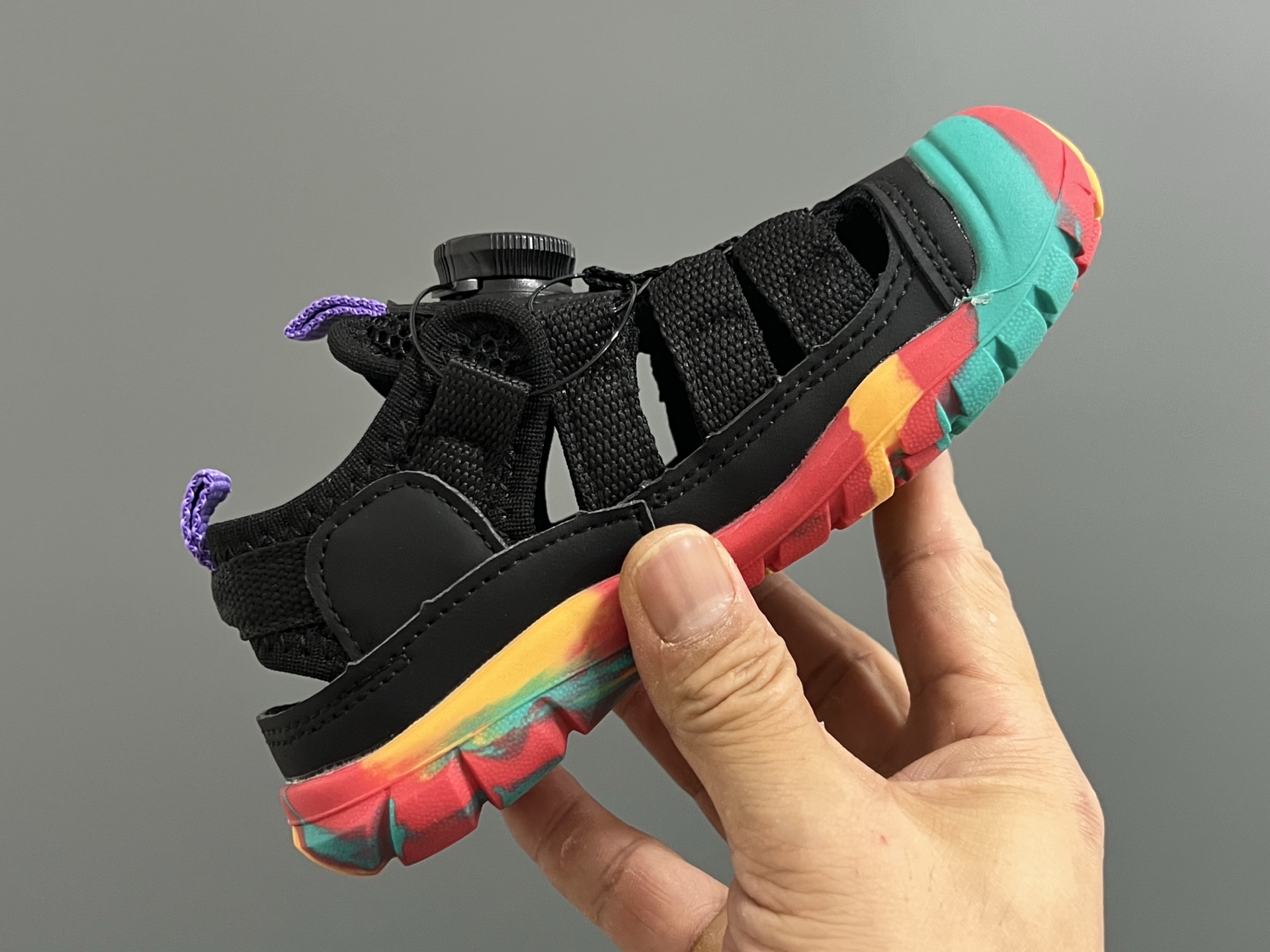 图片[6]-KEEN潮牌新款锁扣高速2代儿童溯溪凉鞋 尺码：26-37码 超爱的溯溪两穿户外凉鞋⛺️ 精致锁扣设计，穿脱超方便✌🏻 橡胶耐磨防滑大底，脚感不言而喻☁️-选品中心