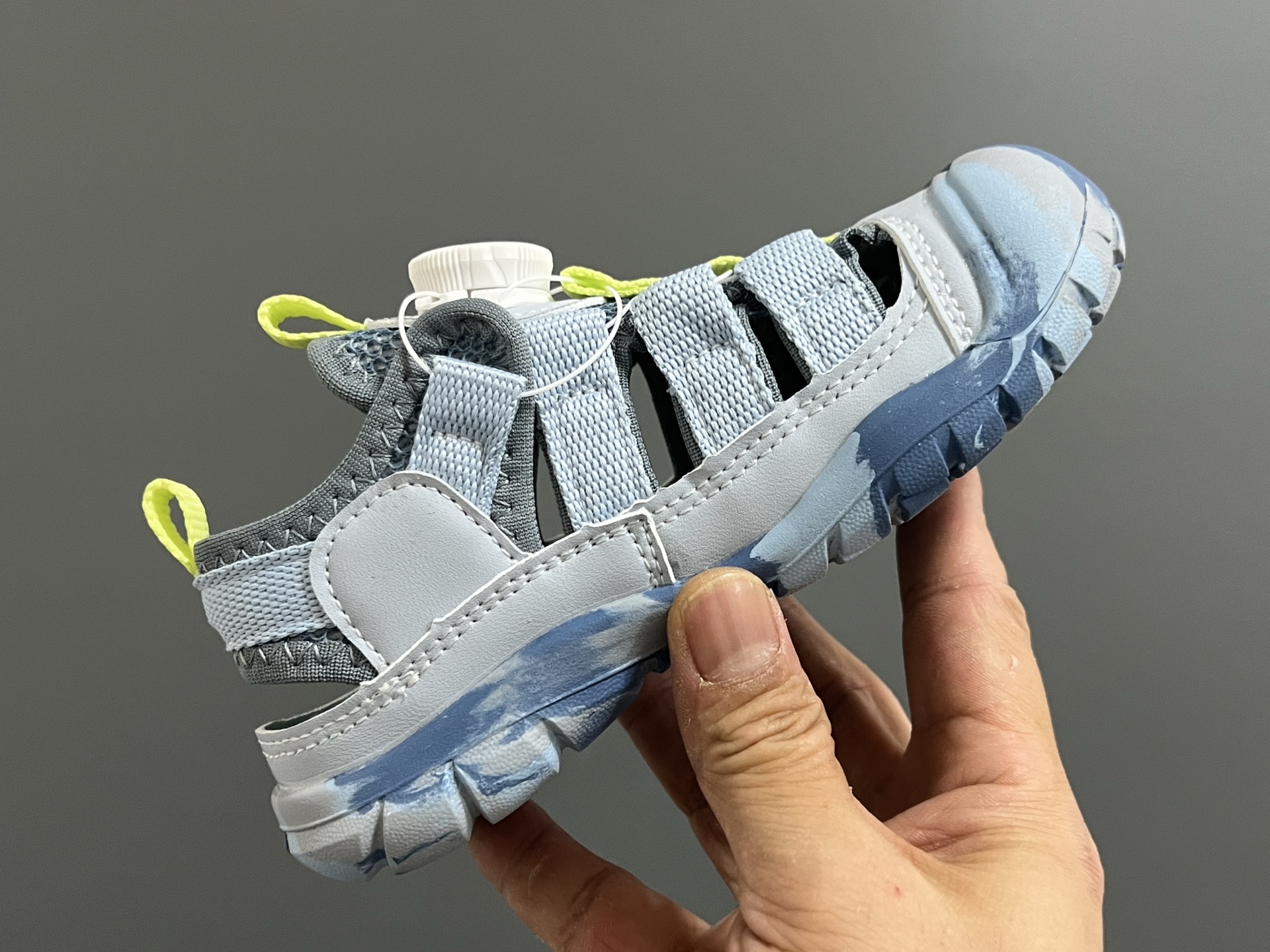 图片[6]-KEEN潮牌新款锁扣高速2代儿童溯溪凉鞋 尺码：26-37码 超爱的溯溪两穿户外凉鞋⛺️ 精致锁扣设计，穿脱超方便✌🏻 橡胶耐磨防滑大底，脚感不言而喻☁️-选品中心