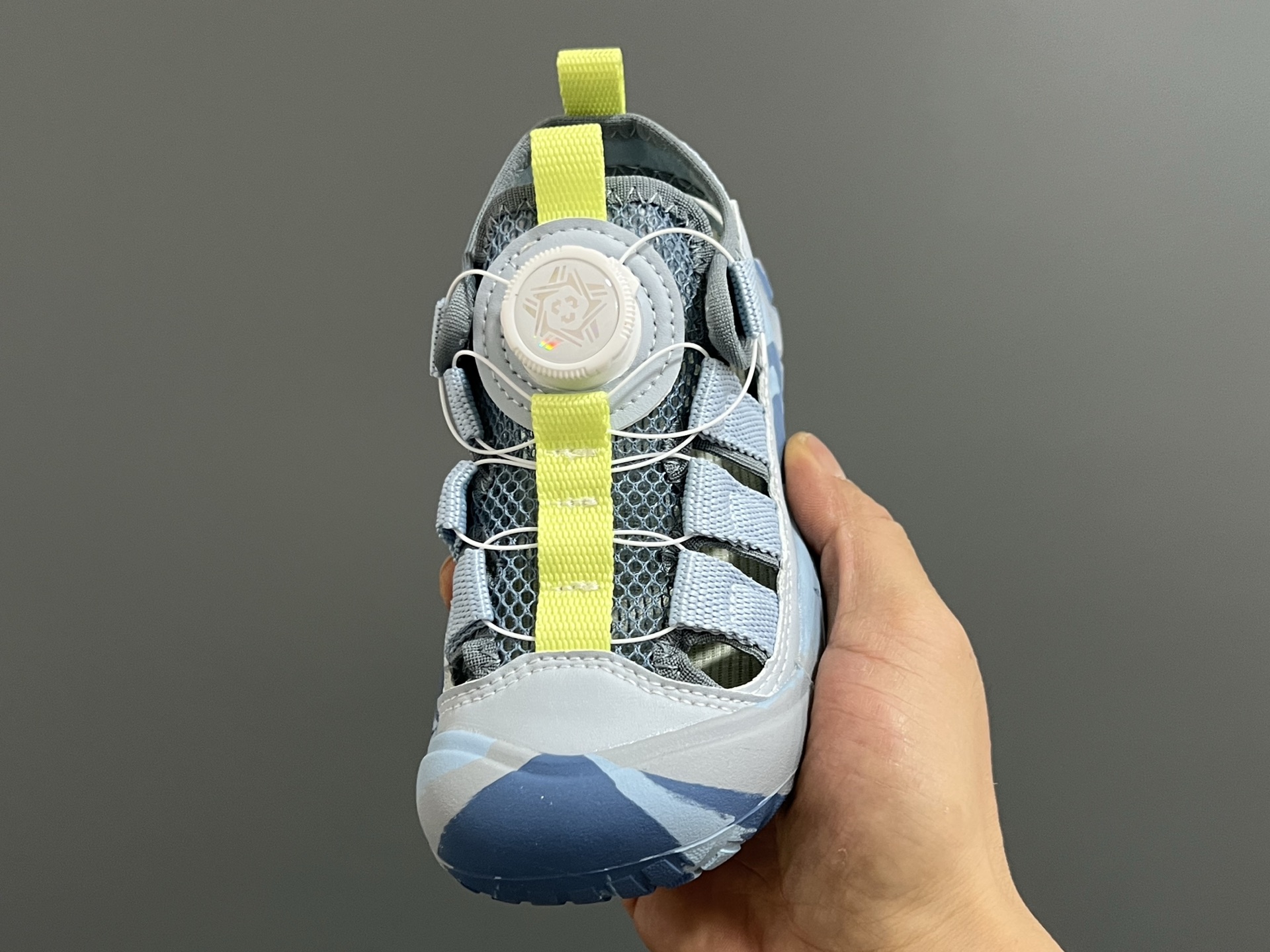 图片[3]-KEEN潮牌新款锁扣高速2代儿童溯溪凉鞋 尺码：26-37码 超爱的溯溪两穿户外凉鞋⛺️ 精致锁扣设计，穿脱超方便✌🏻 橡胶耐磨防滑大底，脚感不言而喻☁️-选品中心