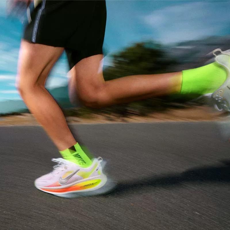 图片[6]-NK 迈柔Vomero 18儿童亲子缓震运动鞋 26-35码，成人36-44码 专柜同步新款🆕网面拼接、透气舒适☁️橡胶耐磨防滑大底，脚感超赞👍🏻-选品中心