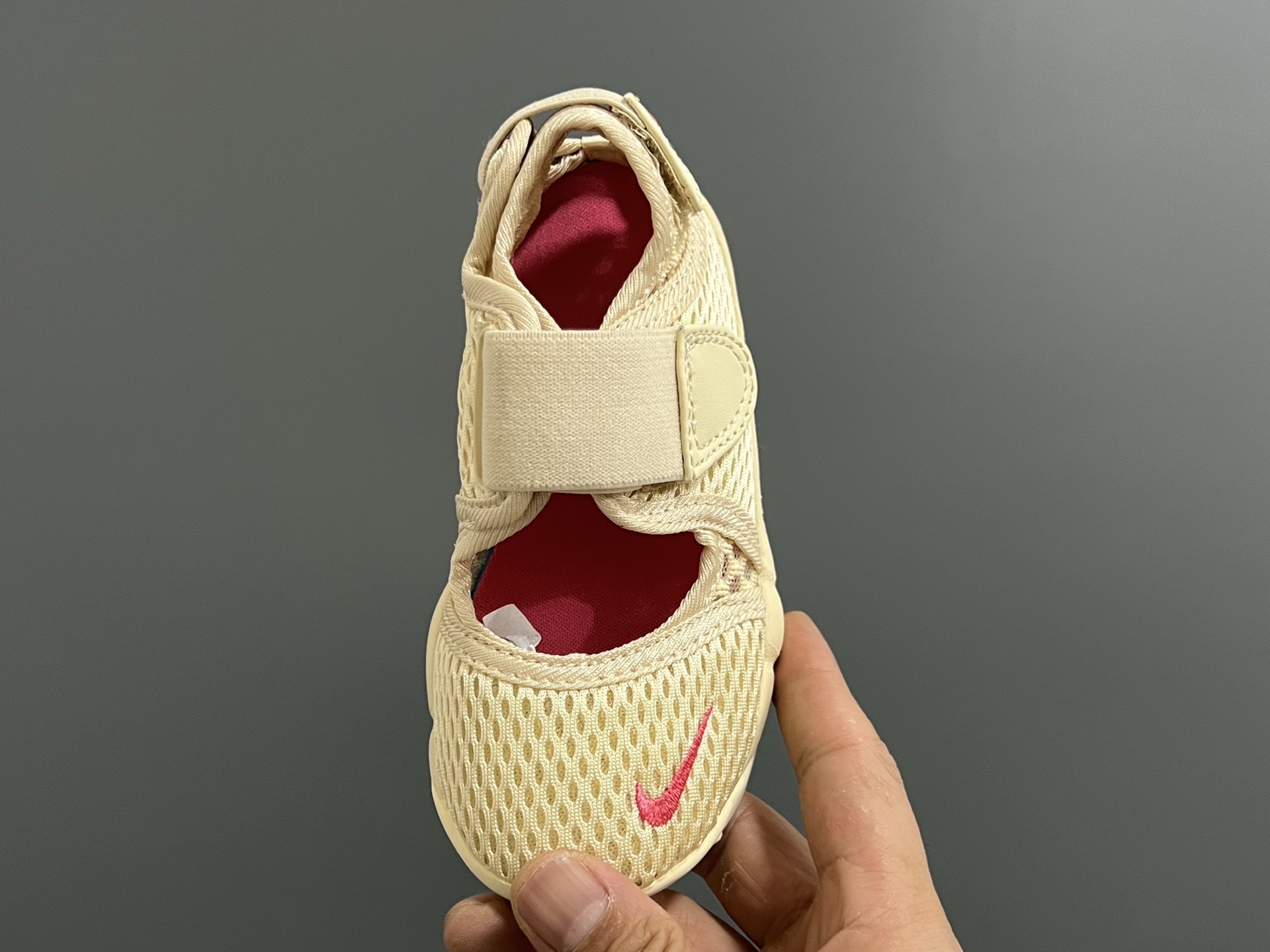 图片[8]-NK新款忍者网面儿童透气凉鞋 尺码：24-37码 超萌的忍者款式🔥 网面镂空设计，透气又舒适☁️ 魔术贴设计，穿脱方便✌🏻 橡胶耐磨防滑大底，脚感不言而喻✔️ 时髦又洋气✨-选品中心