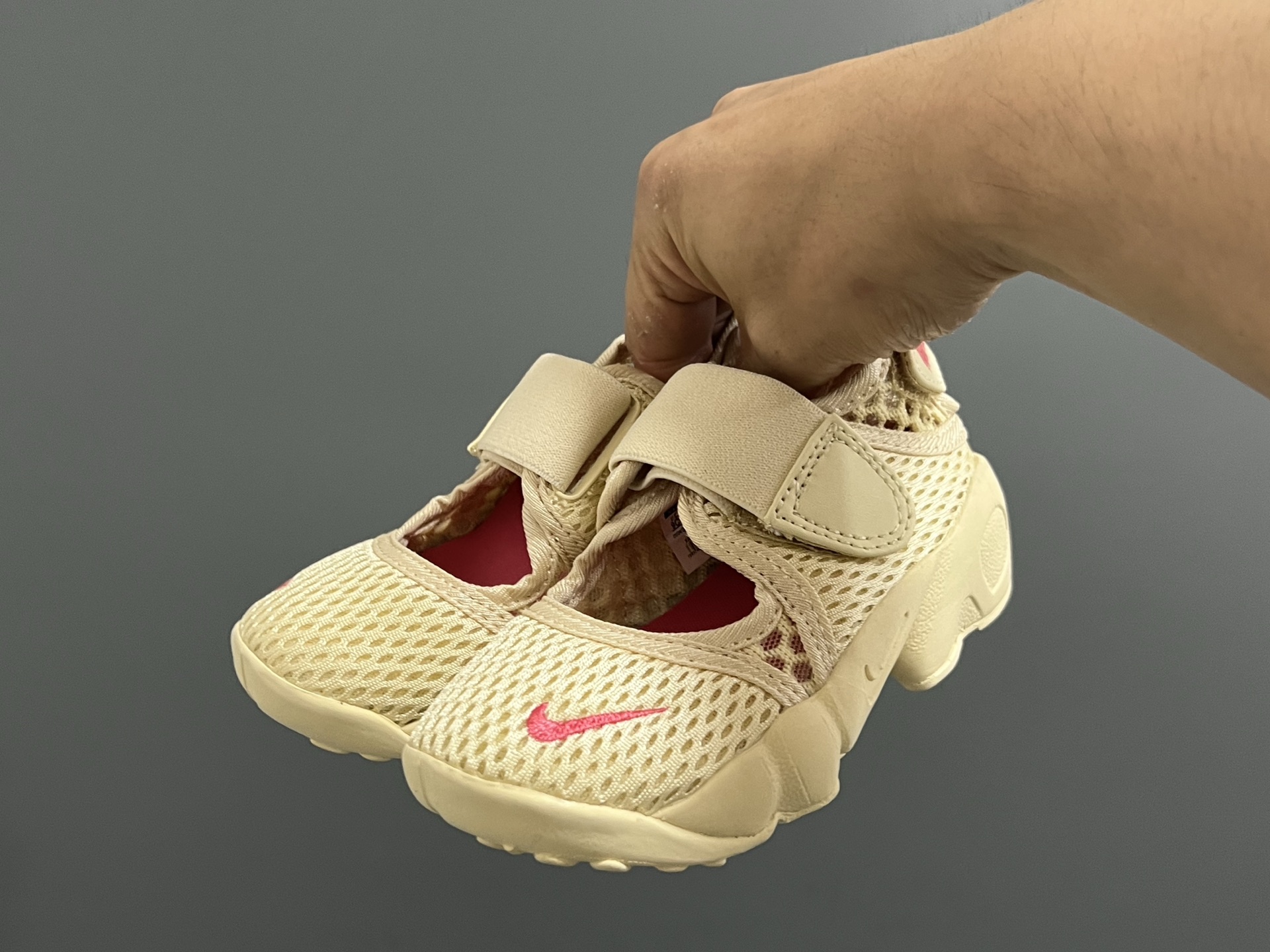 图片[2]-NK新款忍者网面儿童透气凉鞋 尺码：24-37码 超萌的忍者款式🔥 网面镂空设计，透气又舒适☁️ 魔术贴设计，穿脱方便✌🏻 橡胶耐磨防滑大底，脚感不言而喻✔️ 时髦又洋气✨-选品中心