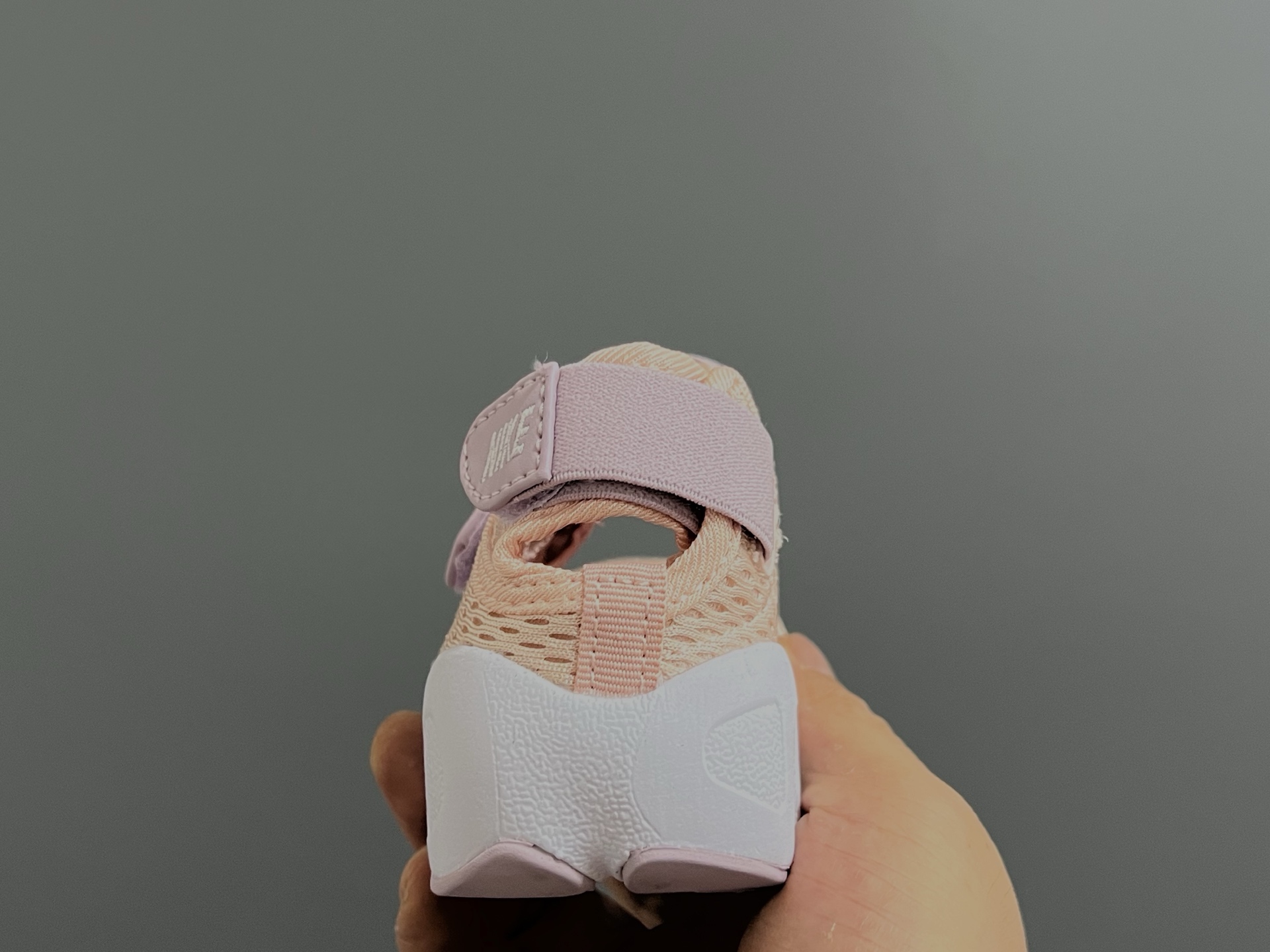 图片[7]-NK新款忍者网面儿童透气凉鞋 尺码：24-37码 超萌的忍者款式🔥 网面镂空设计，透气又舒适☁️ 魔术贴设计，穿脱方便✌🏻 橡胶耐磨防滑大底，脚感不言而喻✔️ 时髦又洋气✨-选品中心