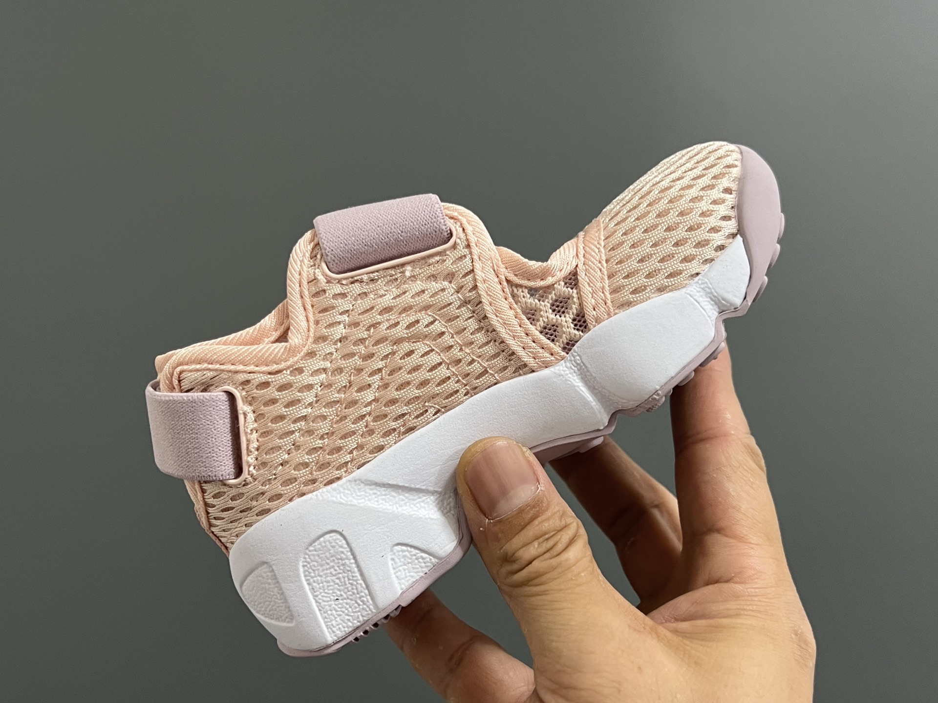 图片[6]-NK新款忍者网面儿童透气凉鞋 尺码：24-37码 超萌的忍者款式🔥 网面镂空设计，透气又舒适☁️ 魔术贴设计，穿脱方便✌🏻 橡胶耐磨防滑大底，脚感不言而喻✔️ 时髦又洋气✨-选品中心