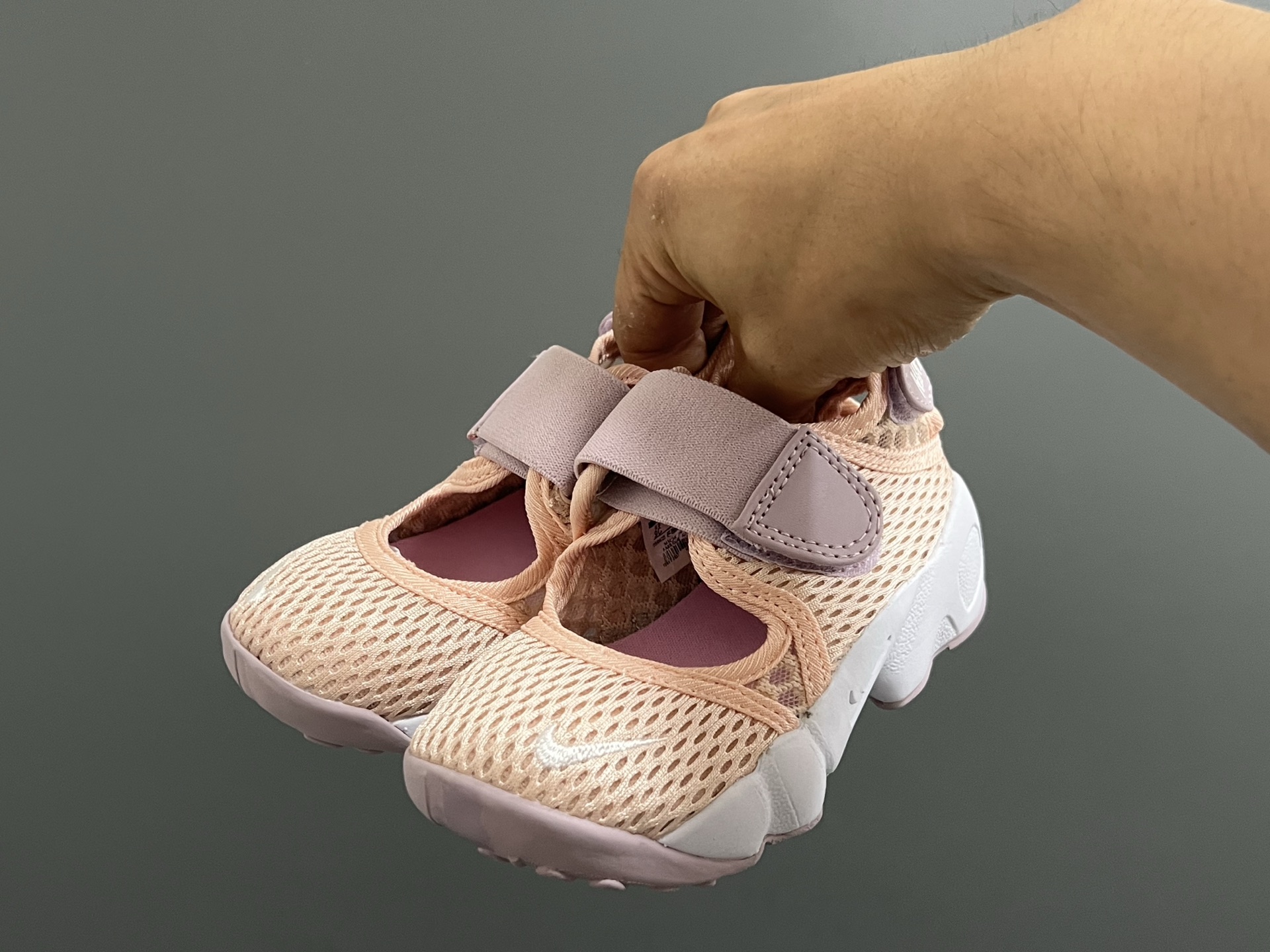 图片[2]-NK新款忍者网面儿童透气凉鞋 尺码：24-37码 超萌的忍者款式🔥 网面镂空设计，透气又舒适☁️ 魔术贴设计，穿脱方便✌🏻 橡胶耐磨防滑大底，脚感不言而喻✔️ 时髦又洋气✨-选品中心