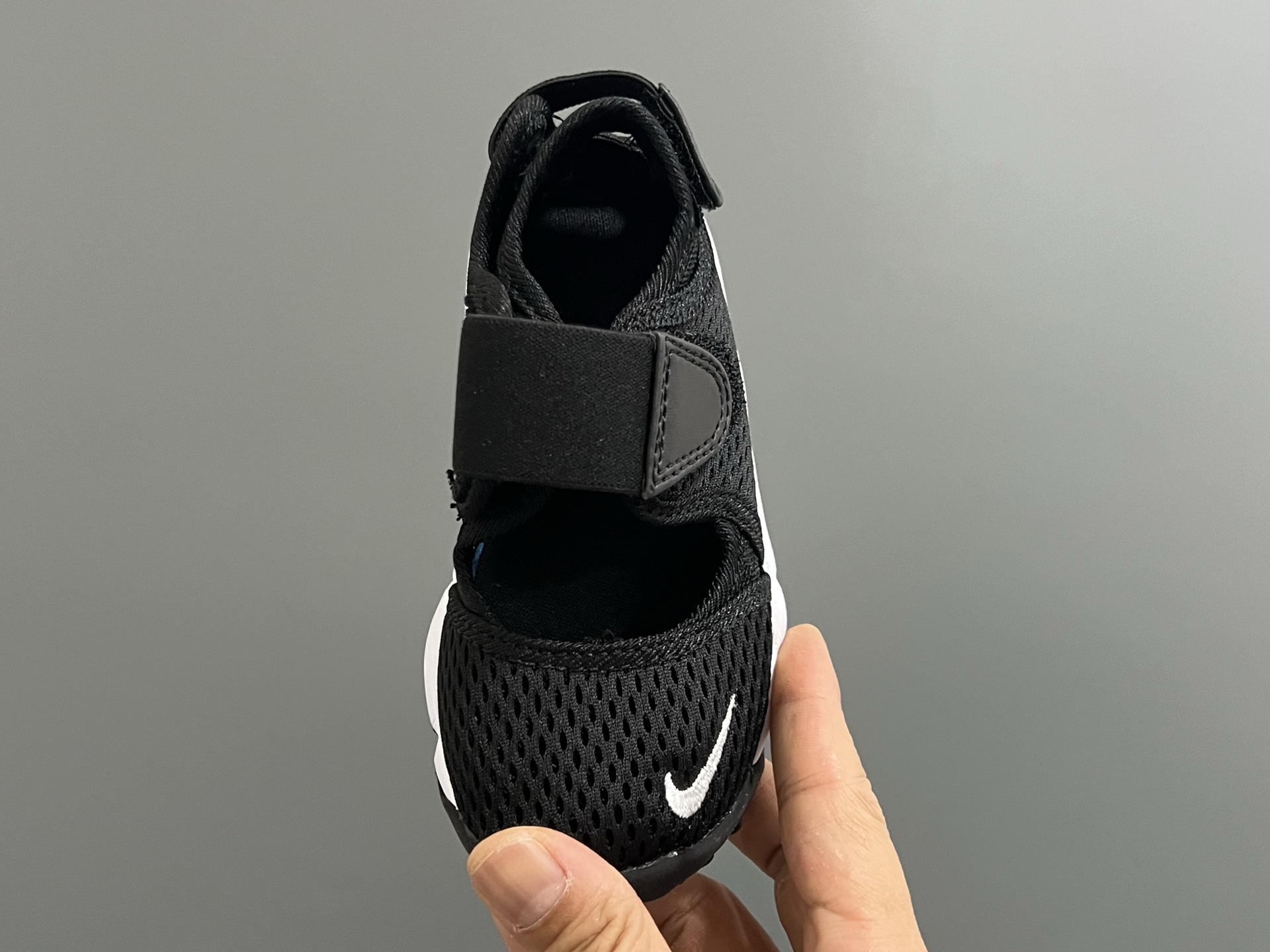 图片[8]-NK新款忍者网面儿童透气凉鞋 尺码：24-37码 超萌的忍者款式🔥 网面镂空设计，透气又舒适☁️ 魔术贴设计，穿脱方便✌🏻 橡胶耐磨防滑大底，脚感不言而喻✔️ 时髦又洋气✨-选品中心