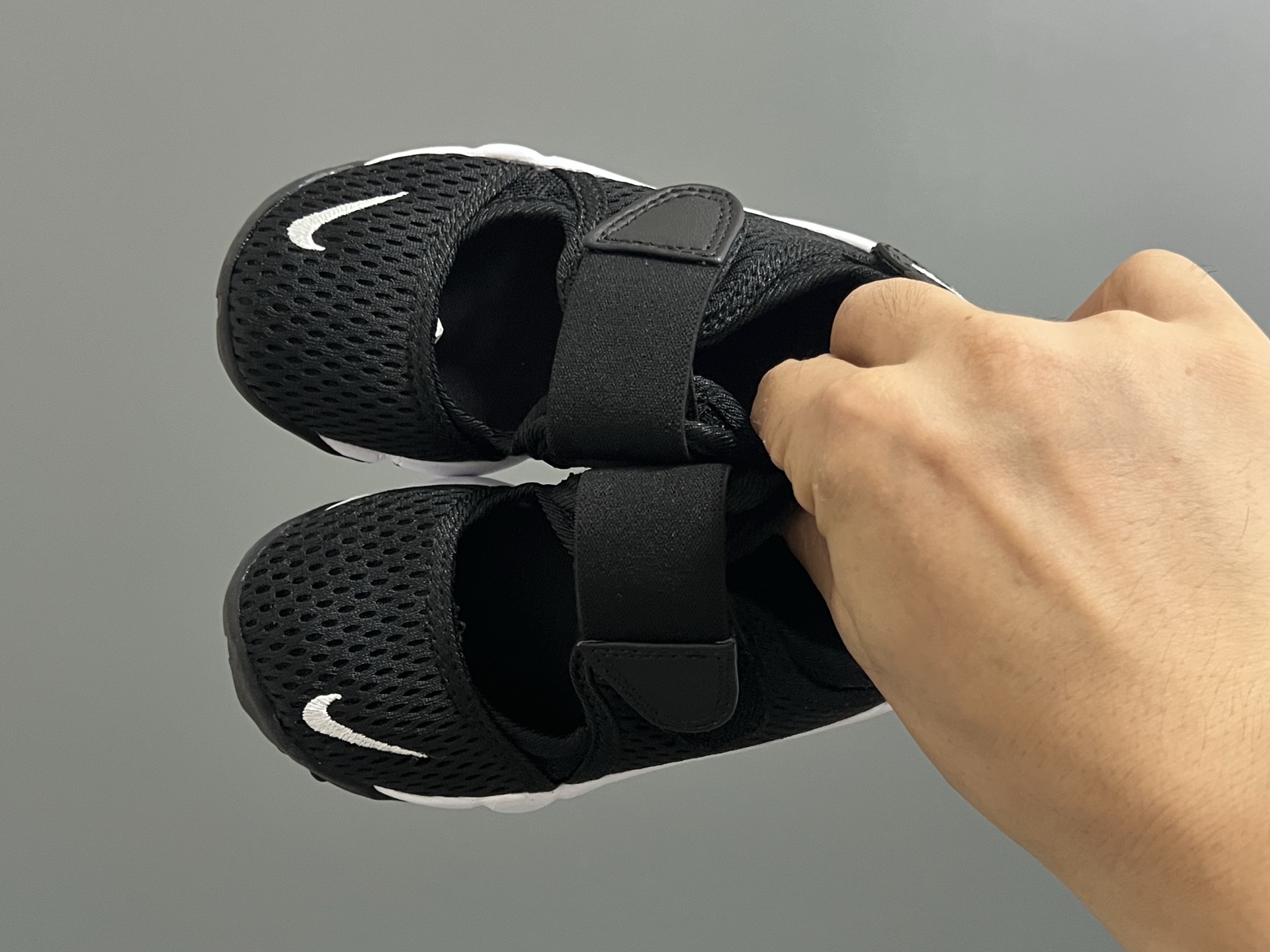 NK新款忍者网面儿童透气凉鞋 尺码：24-37码 超萌的忍者款式🔥 网面镂空设计，透气又舒适☁️ 魔术贴设计，穿脱方便✌🏻 橡胶耐磨防滑大底，脚感不言而喻✔️ 时髦又洋气✨-选品中心