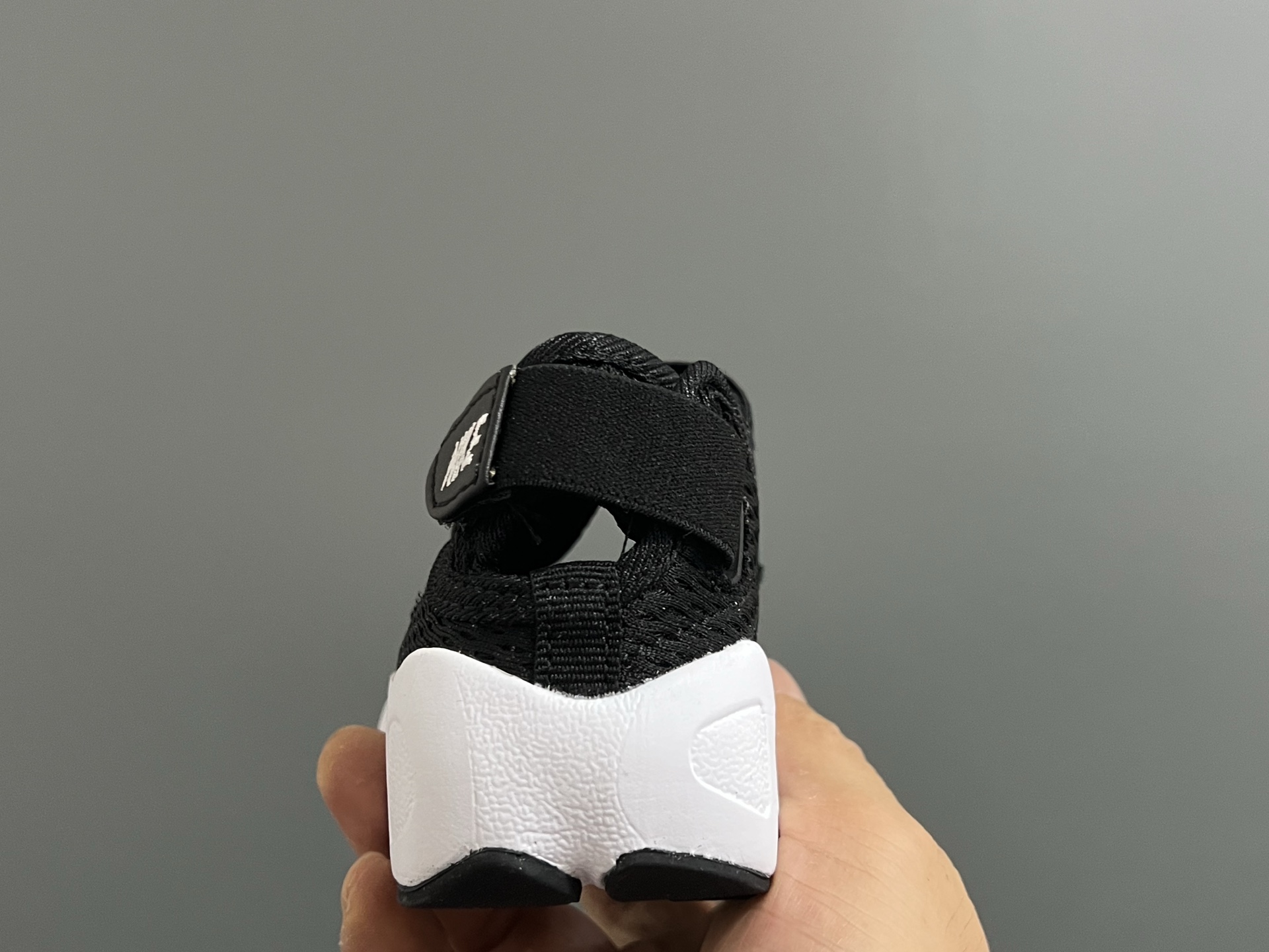 图片[7]-NK新款忍者网面儿童透气凉鞋 尺码：24-37码 超萌的忍者款式🔥 网面镂空设计，透气又舒适☁️ 魔术贴设计，穿脱方便✌🏻 橡胶耐磨防滑大底，脚感不言而喻✔️ 时髦又洋气✨-选品中心