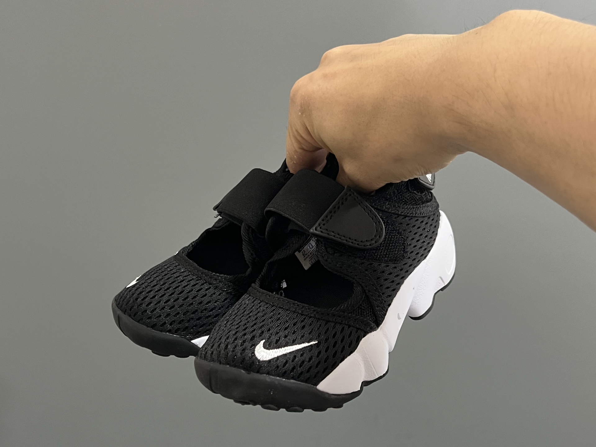 NK新款忍者网面儿童透气凉鞋24-37码 超萌的忍者款式🔥网面镂空设计，透气又舒适☁️魔术贴设计，穿脱方便✌🏻时髦又洋气✨-选品中心