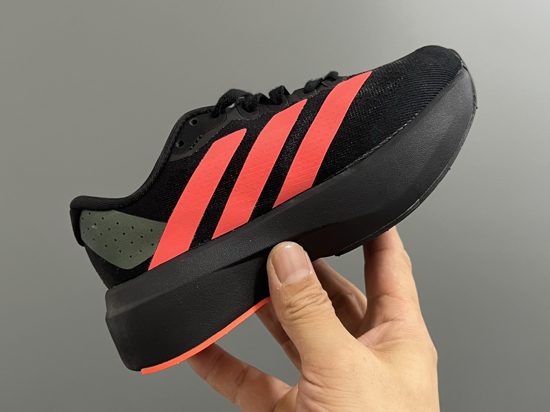 图片[6]-阿迪SL网面鞋带儿童运动鞋26-37码 经典SL老爹款式运动鞋🔥 网面透气又舒适☁️超软弹大底，脚感不言而喻✌🏻-选品中心