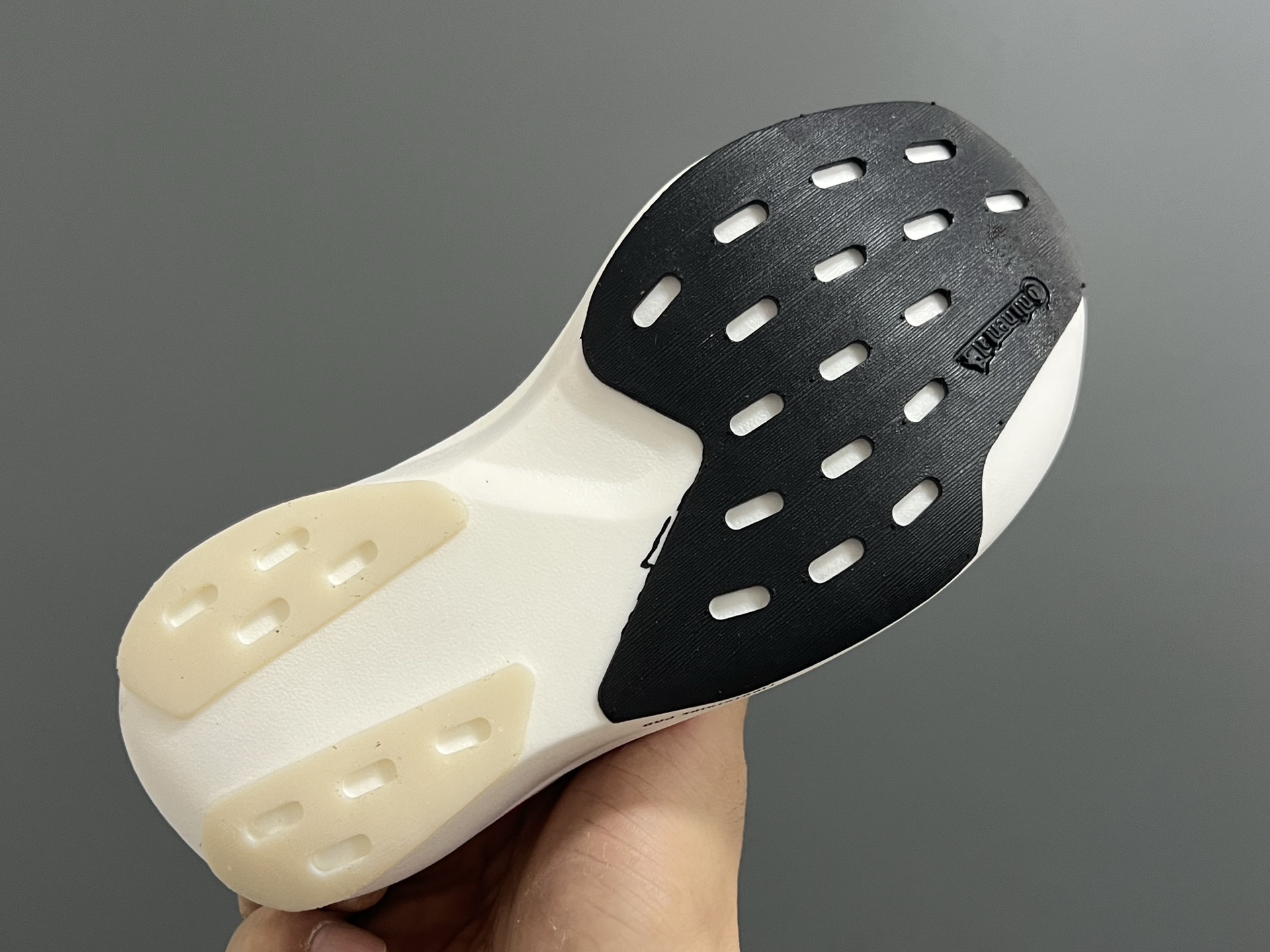 图片[5]-A家新款SL网面鞋带儿童运动鞋 尺码：26-37码 经典SL老爹款式运动鞋🔥 网面透气又舒适☁️ 超软弹大底，脚感不言而喻✌🏻 搭配亲子超赞👍🏻-选品中心