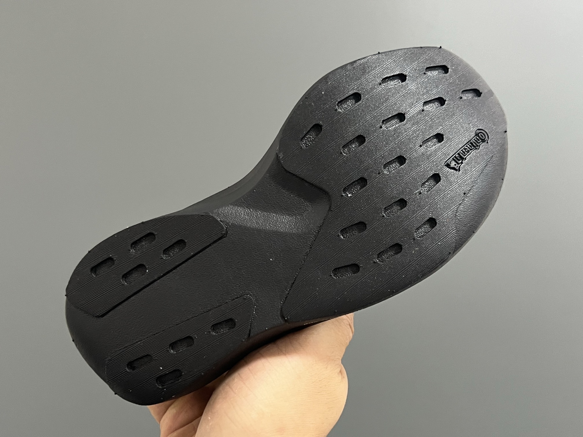 图片[5]-A家新款SL网面鞋带儿童运动鞋 尺码：26-37码 经典SL老爹款式运动鞋🔥 网面透气又舒适☁️ 超软弹大底，脚感不言而喻✌🏻 搭配亲子超赞👍🏻-选品中心