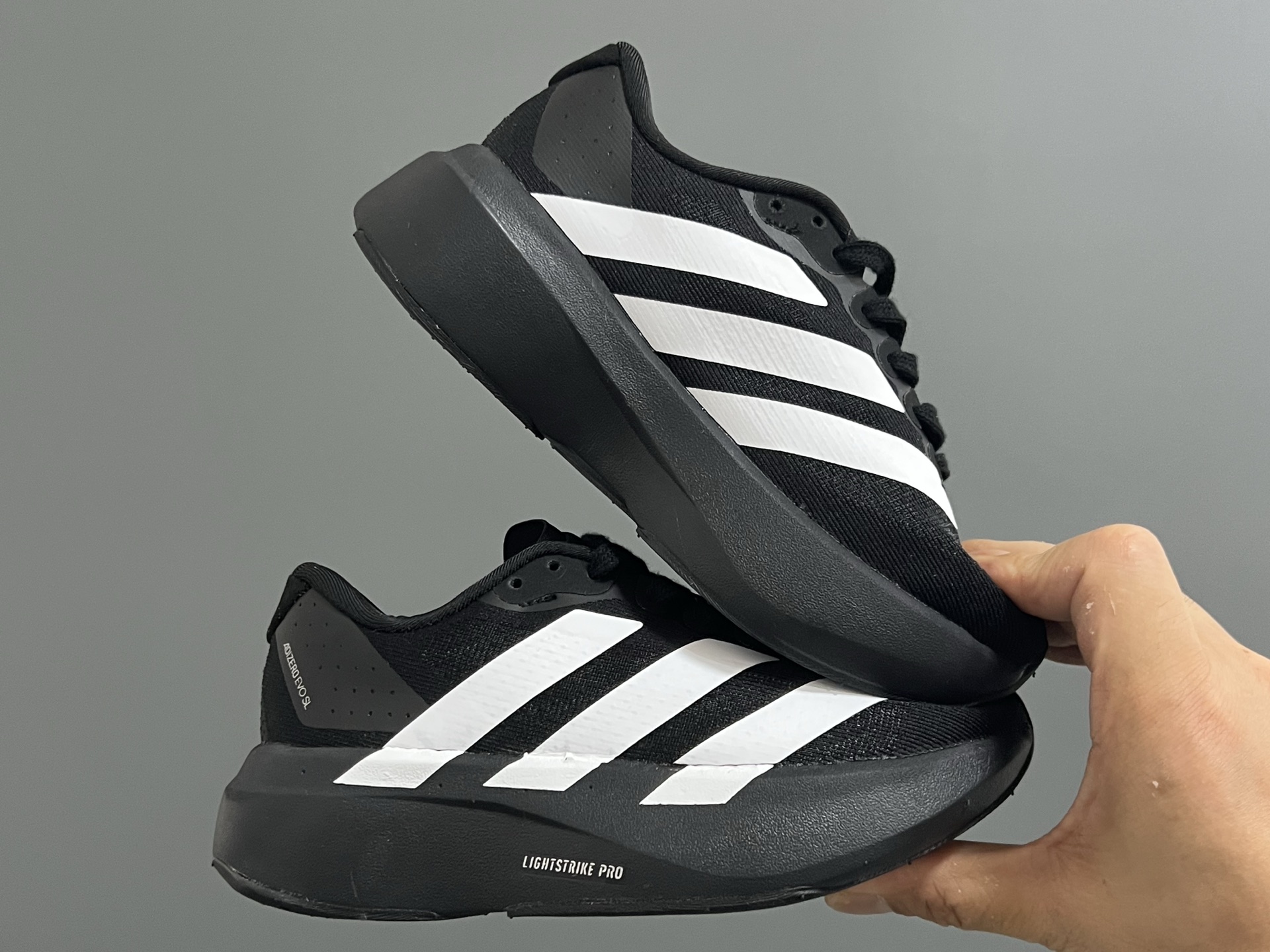 图片[9]-A家新款SL网面鞋带儿童运动鞋 尺码：26-37码 经典SL老爹款式运动鞋🔥 网面透气又舒适☁️ 超软弹大底，脚感不言而喻✌🏻 搭配亲子超赞👍🏻-选品中心