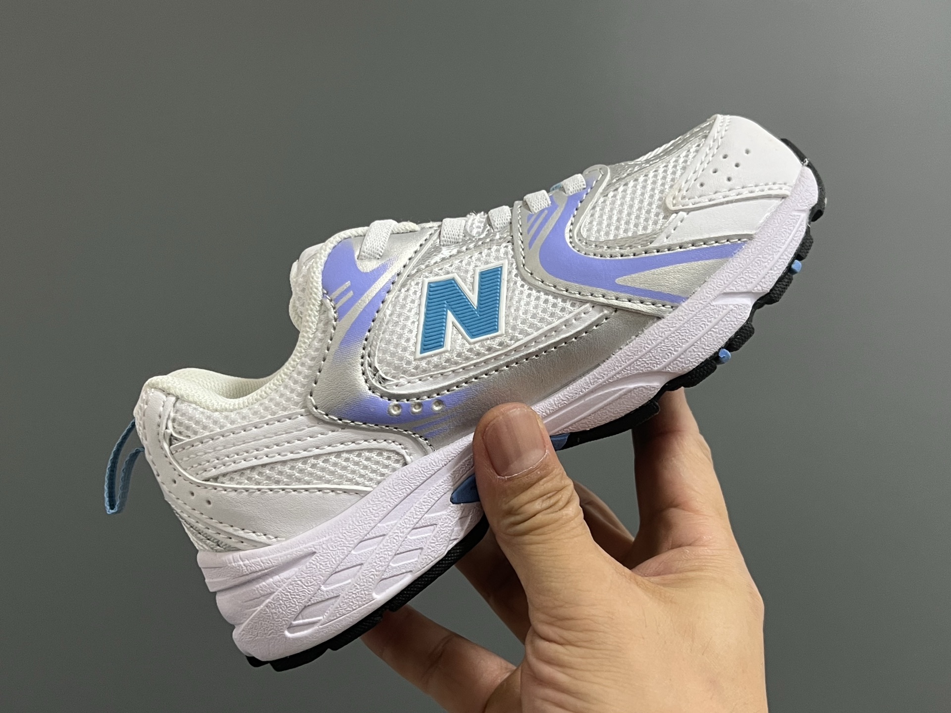 图片[6]-牛B 春秋新款530网面儿童松紧带老爹运动鞋 尺码：26-37码 真的期待了好久，终于来咯👏🏻 囤起来开春必备❤️ 松紧带设计，海玻璃鞋垫超舒适☁️ 经典老爹款式，潮范儿十足🆒 超爱的新品🆕自留推荐❤️-选品中心